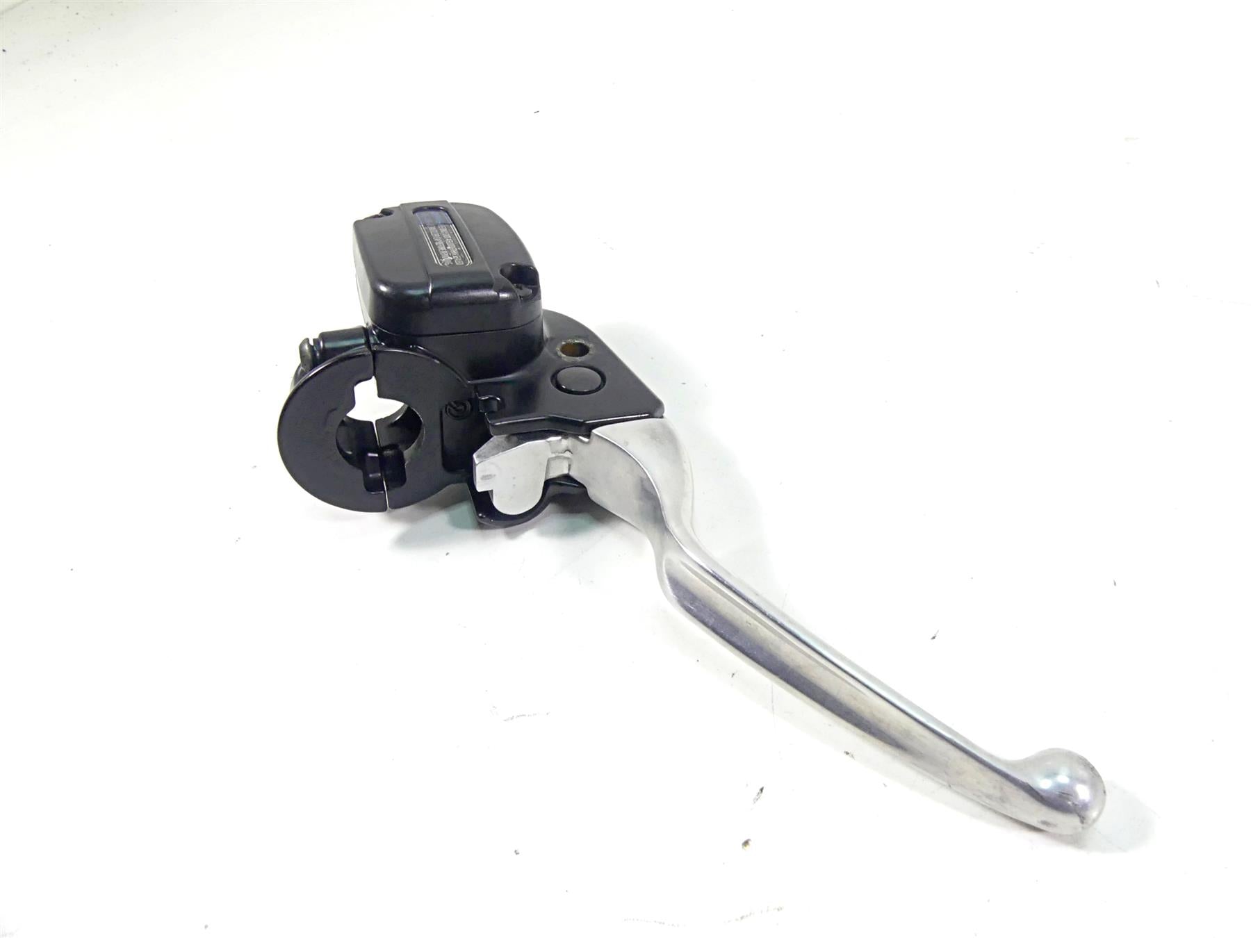 2013 Harley VRSCF Muscle Vrod Front Brake Master Cylinder 11/16" 44551-08F {{ shop.shopifyCountryName }} - Mototech271