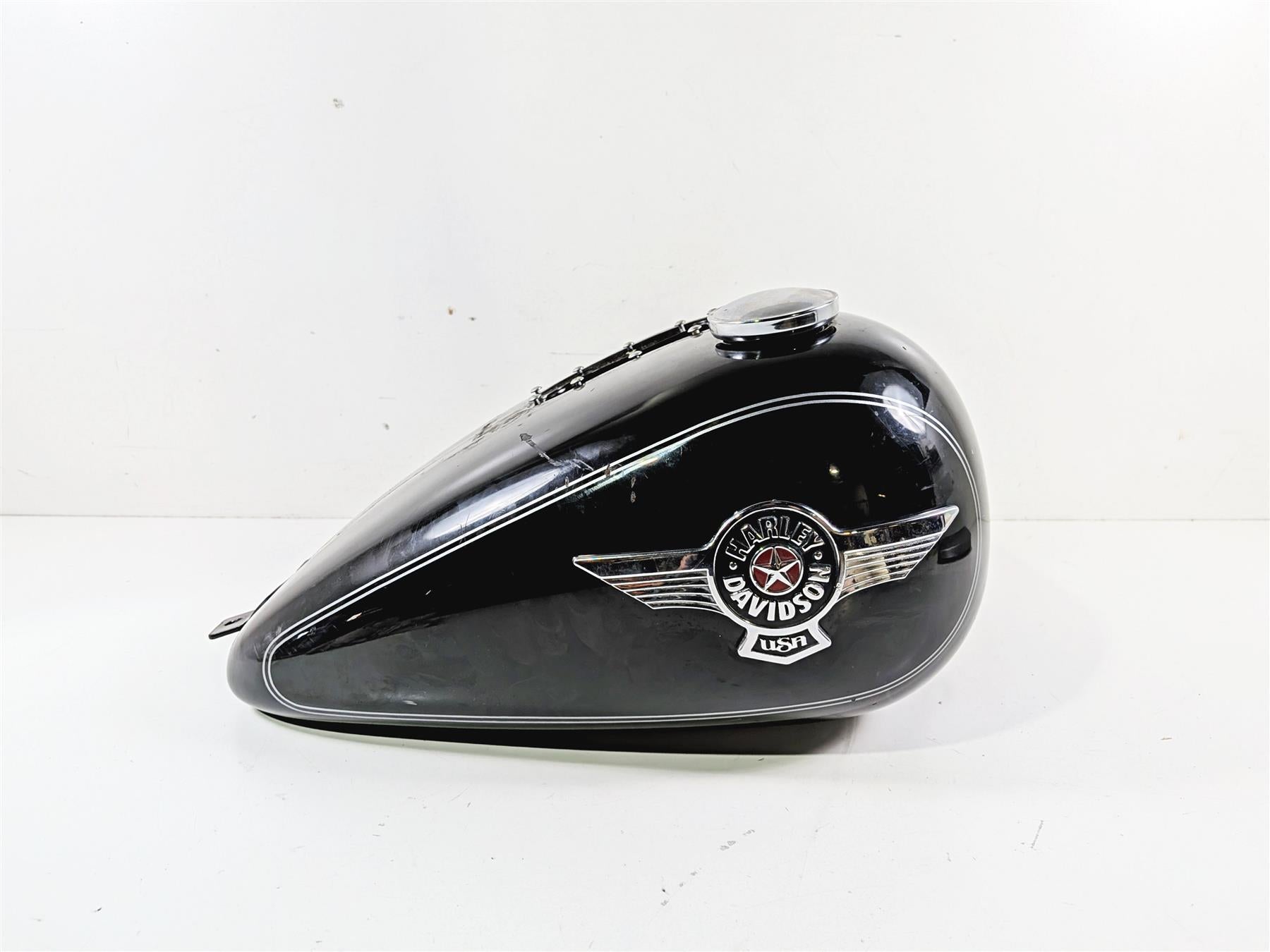 2012 Harley Softail FLSTF Fat Boy Fuel Gas Petrol Tank 61625-11