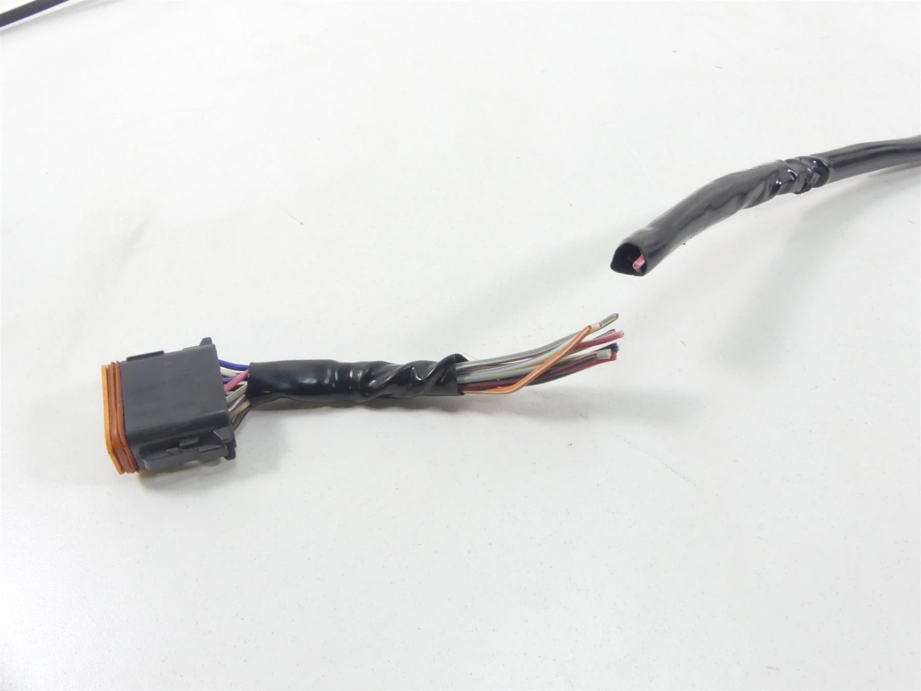 2004 Harley FLHTC SE CVO Electra Glide Right Throttle Control Switch 71684-06A {{ shop.shopifyCountryName }} - Mototech271