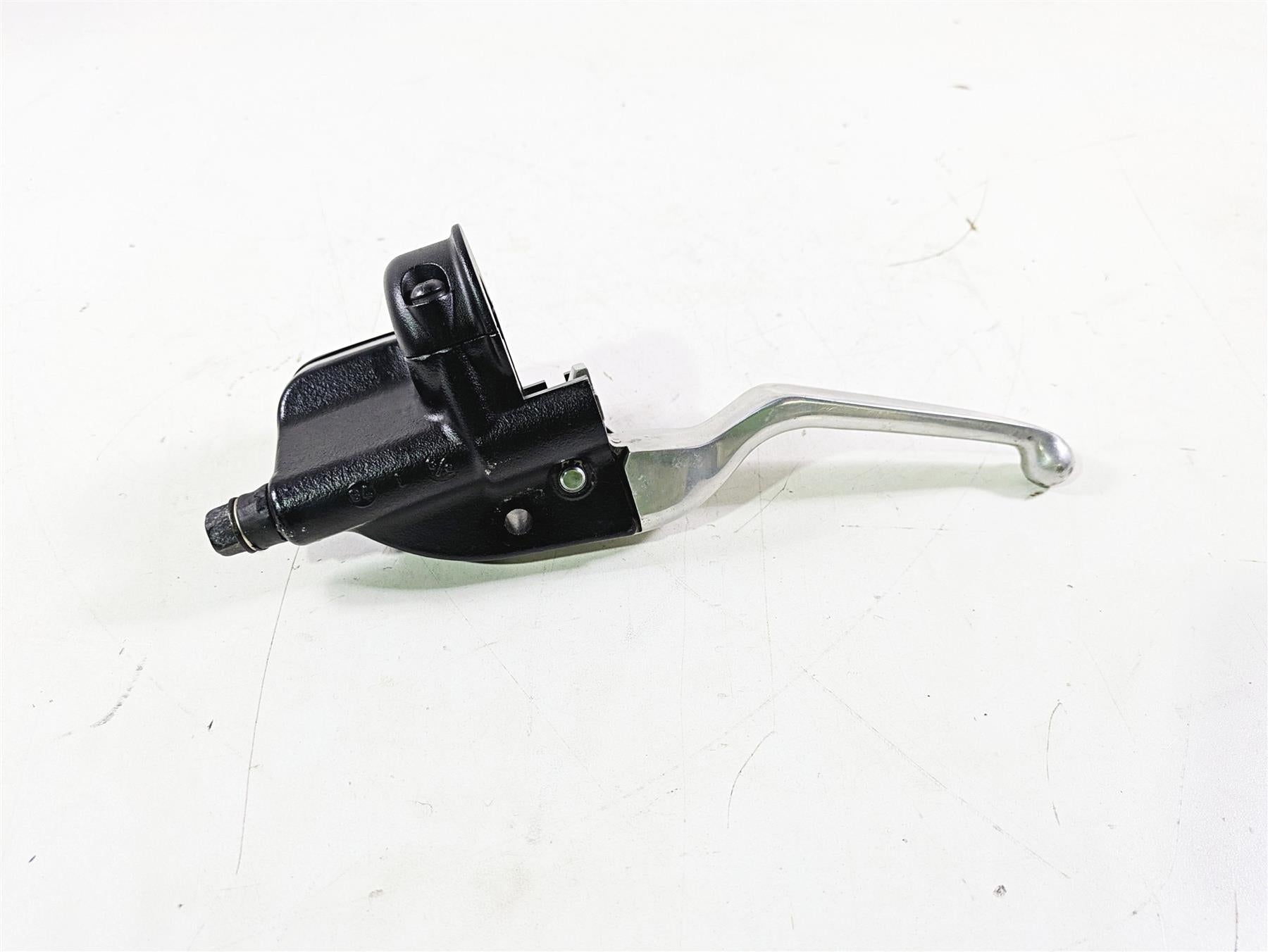 2018 Harley Softail FXFBS Fat Bob Front Brake Master Cylinder 5/8" 41700492 {{ shop.shopifyCountryName }} - Mototech271