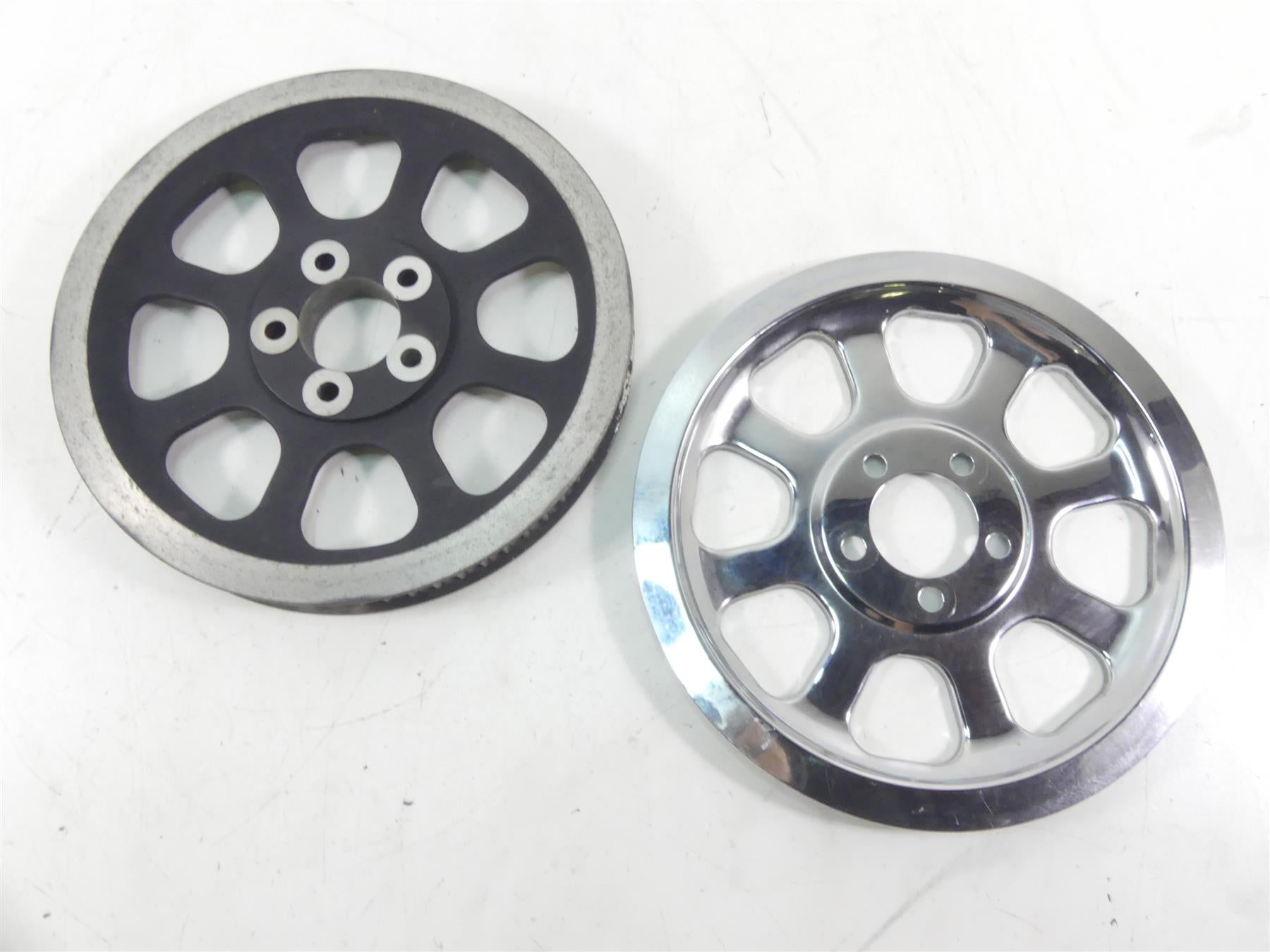 2005 Harley Softail FLSTSC Heritage Springer Rear Drive Belt Pulley 70T 40306-00 | Mototech271