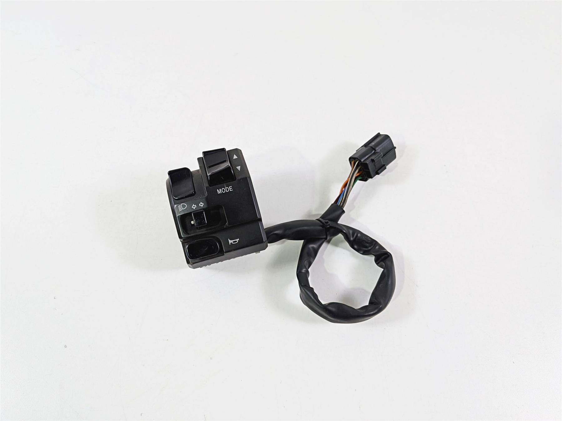 2008 Ducati 1098 SBK Left Hand Turn Signal Control Switch 65110041A-Mototech271