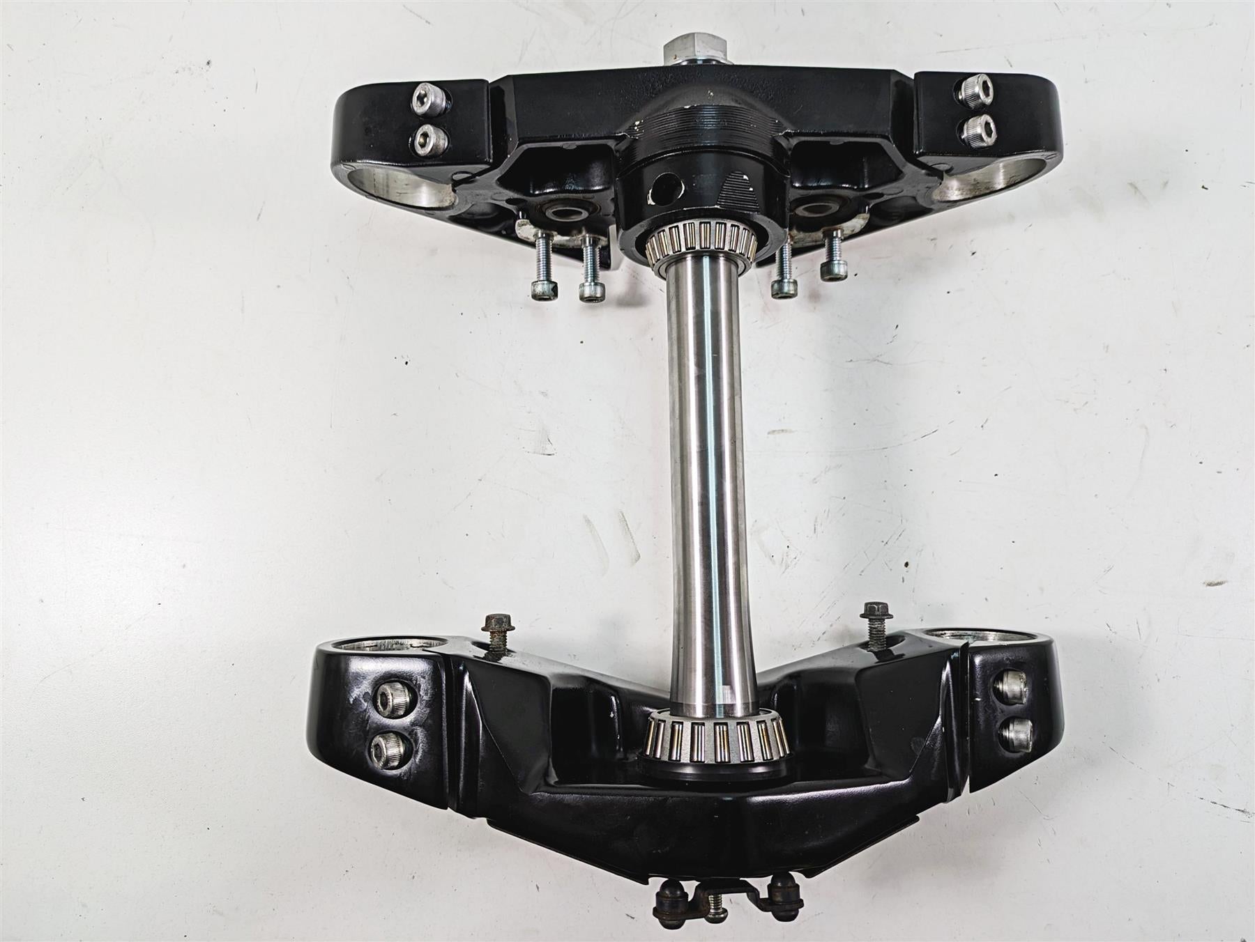 2009 Yamaha XV1900 Raider Upper Lower Triple Tree Set 46mm 5C7-23340-10-00 {{ shop.shopifyCountryName }} - Mototech271
