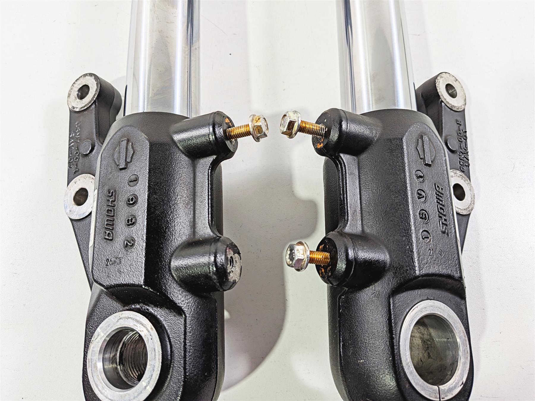 2022 Harley Softail FXLRST Low Rider Front Fork 43mm Set 45400327 45400328-Mototech271