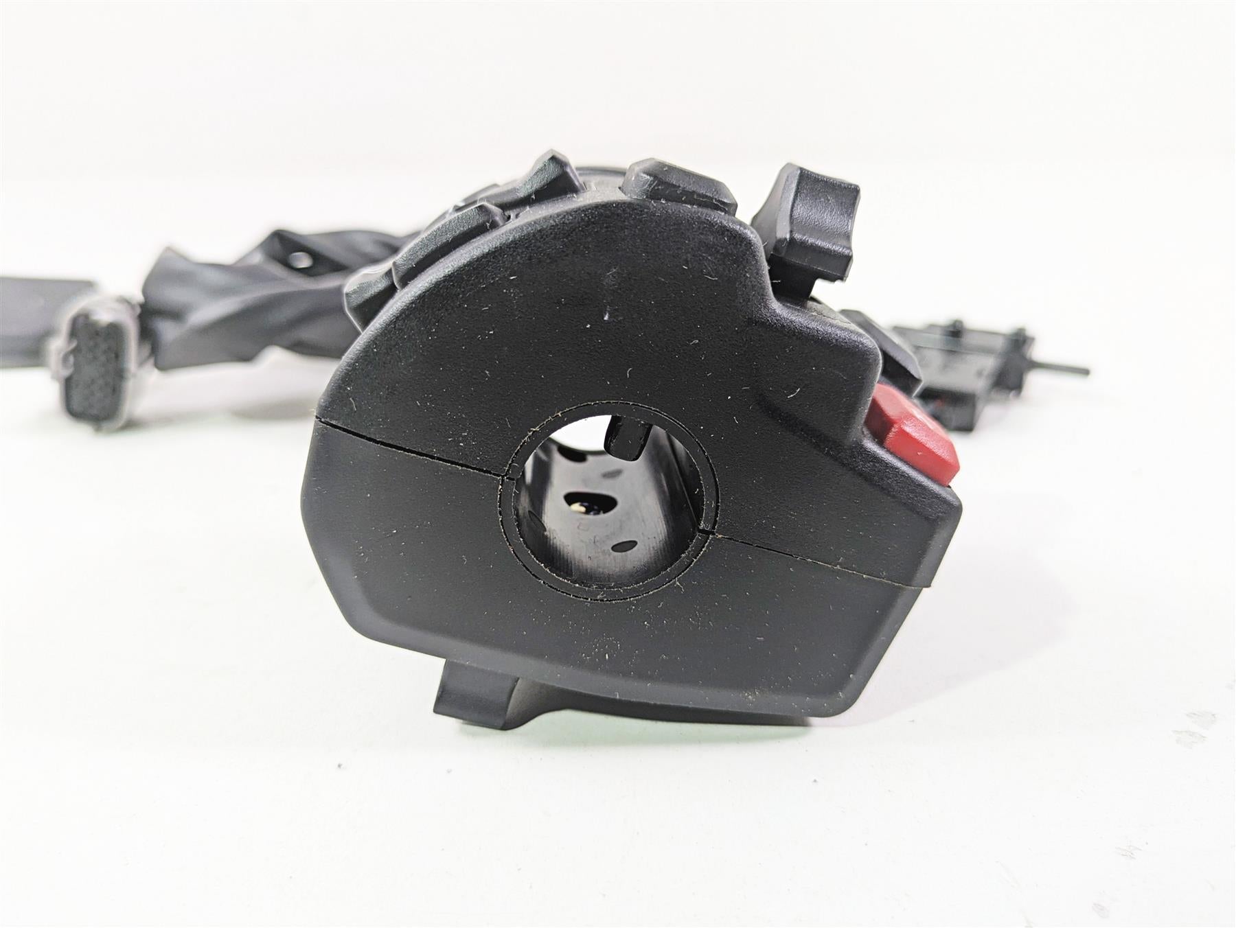 2024 Triumph Street Triple 765 R Left Hand Blinker Control Switch T2045169 {{ shop.shopifyCountryName }} - Mototech271