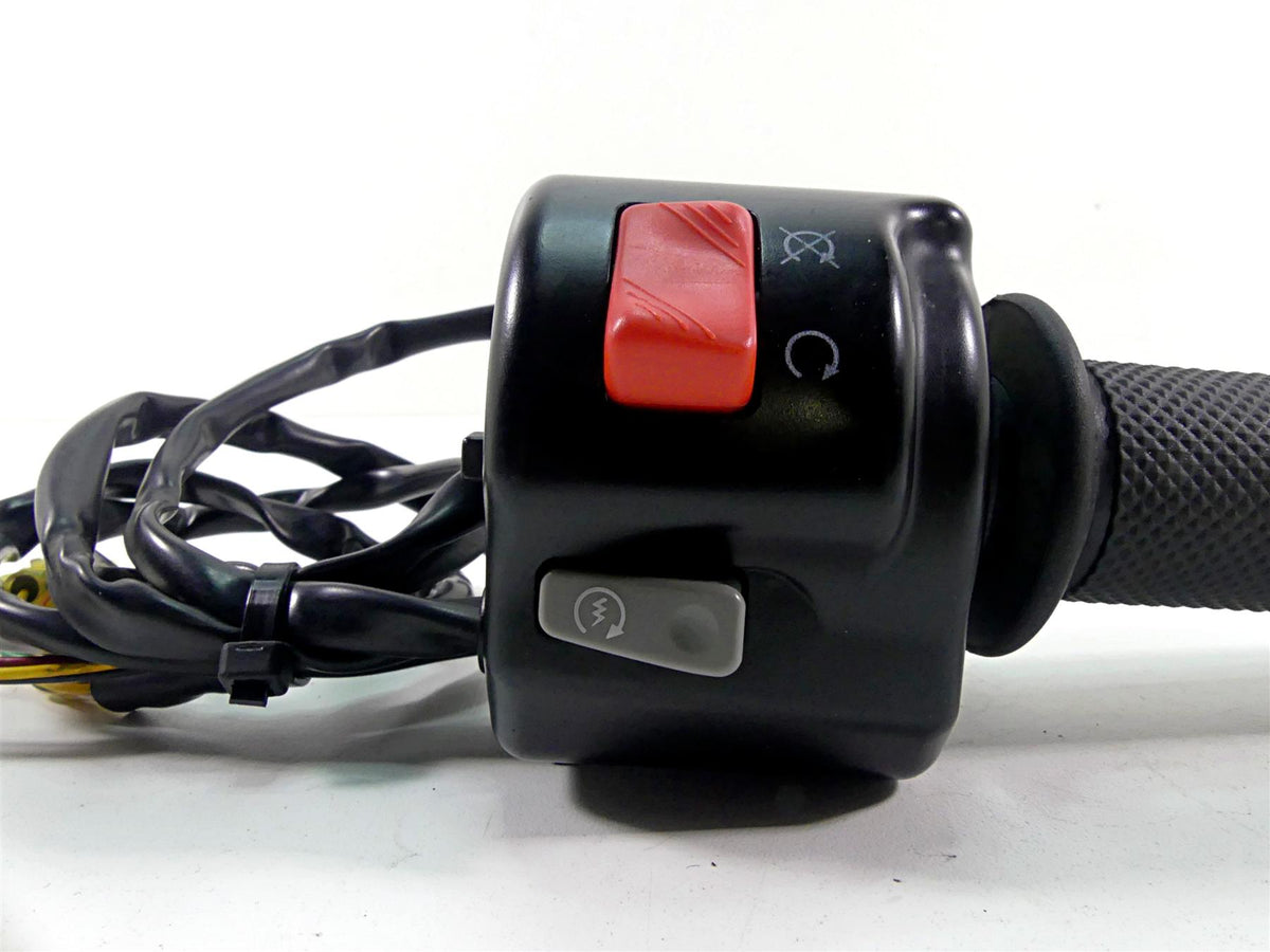 2015 KTM 1190 Adventure Right Hand Start Stop Control Switch + Grip 76011073100 {{ shop.shopifyCountryName }} - Mototech271