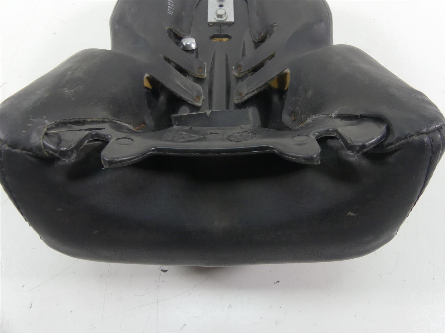 2005 Harley Softail FLSTSC Heritage Springer Rear Passenger Seat Saddle 51807-07 {{ shop.shopifyCountryName }} - Mototech271