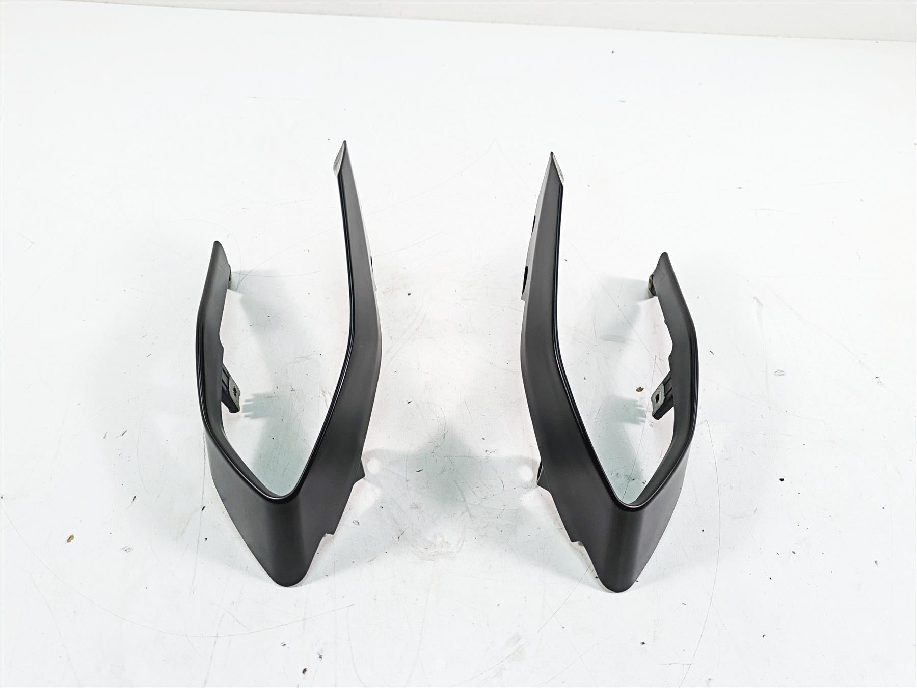 2017 Mv Agusta Dragster 800 Tail Side Cover Fairing Set B8914 B8913 {{ shop.shopifyCountryName }} - Mototech271