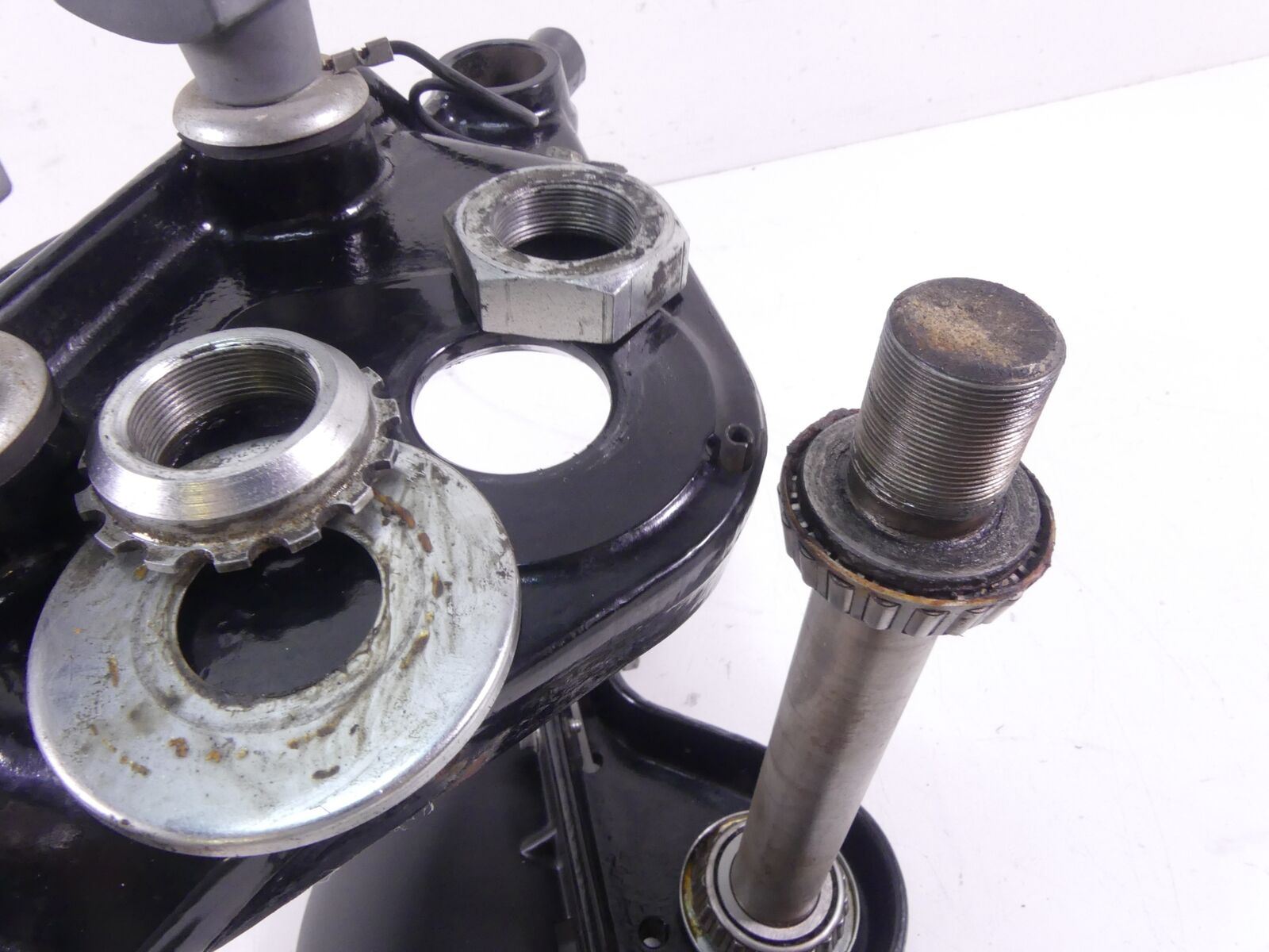 2000 Harley Touring FLHTCI Electra Glide Upper Lower Triple Tree Set 45446-87A {{ shop.shopifyCountryName }} - Mototech271