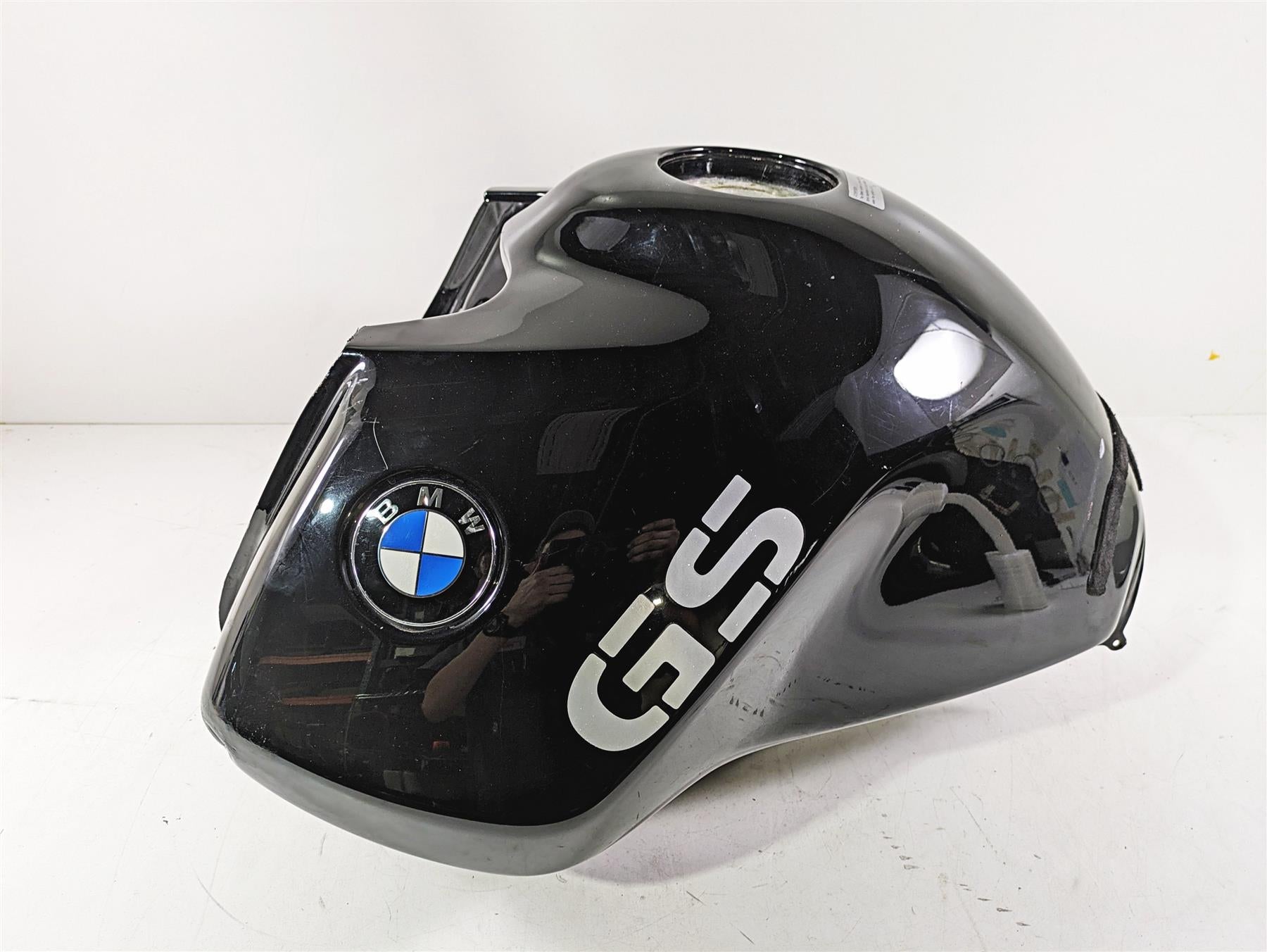 2004 BMW R1150GS R21 Fuel Gas Petrol Tank -Read 16112324870 {{ shop.shopifyCountryName }} - Mototech271