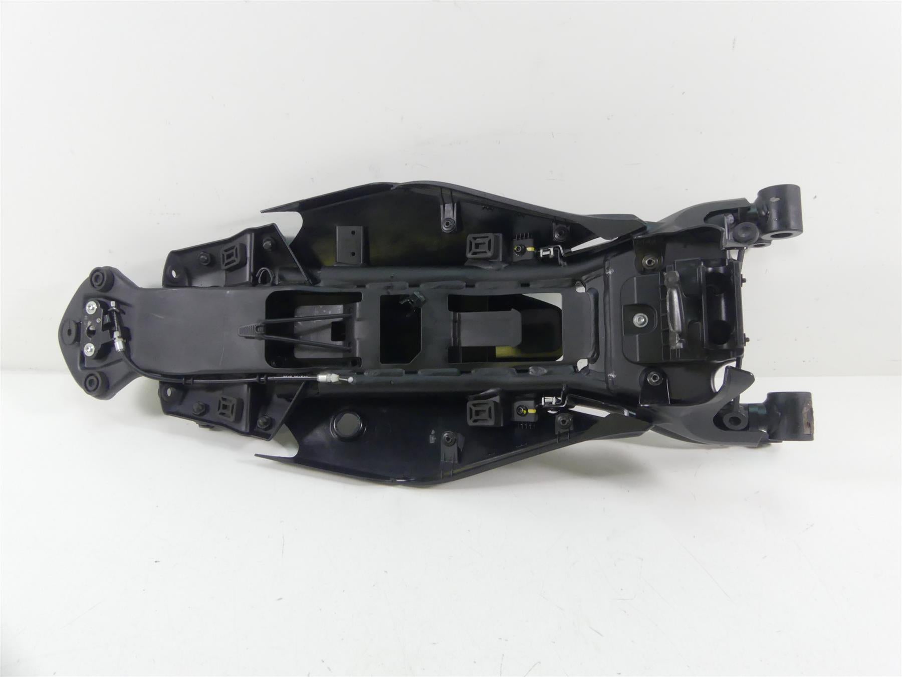 2015 Ducati Monster 1200 S Straight Subframe Sub Frame & Inner Fender 47017251DA {{ shop.shopifyCountryName }} - Mototech271