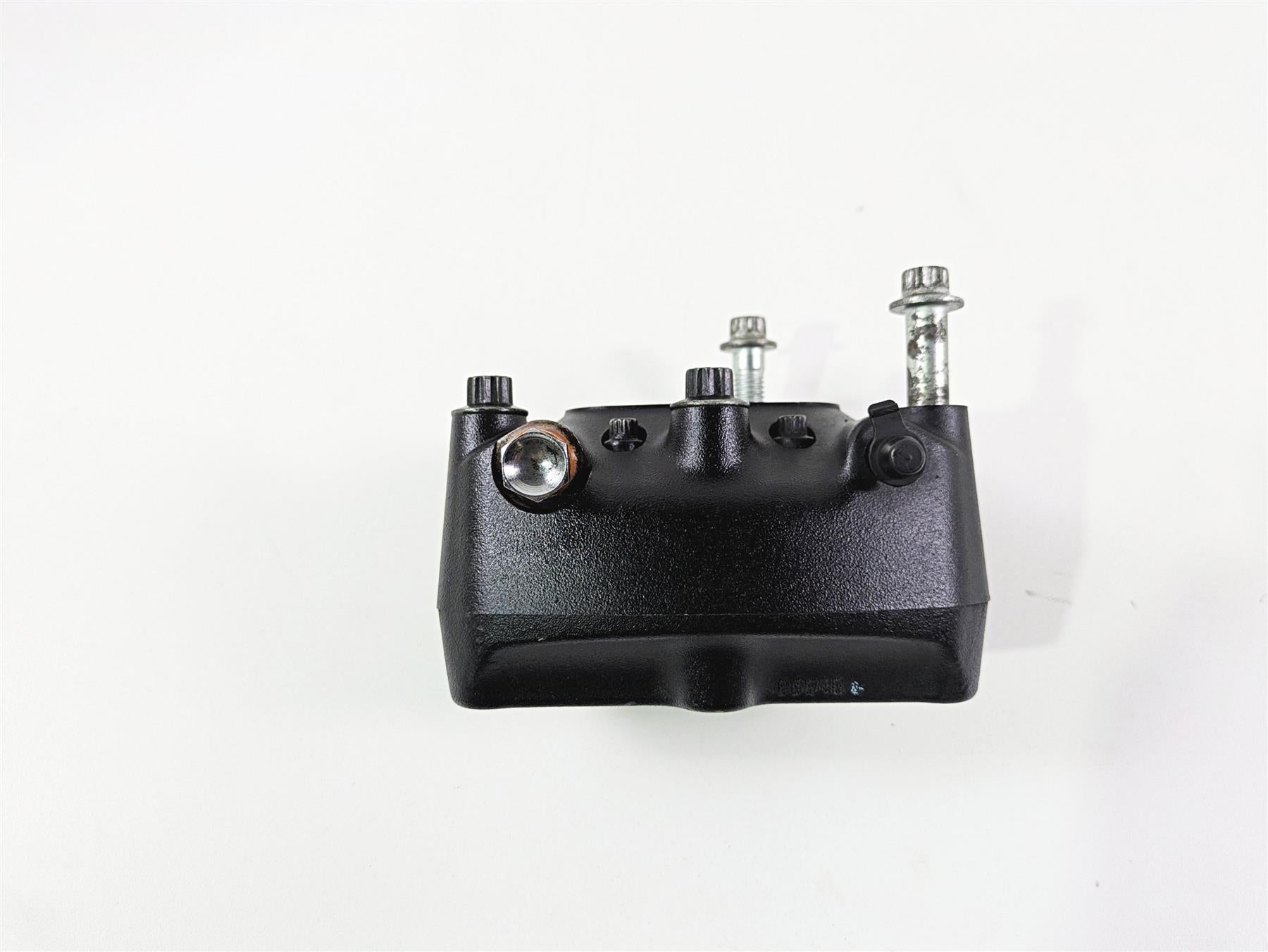 2004 Harley Softail FXSTDI Deuce Front Brake Caliper 44046-00D {{ shop.shopifyCountryName }} - Mototech271