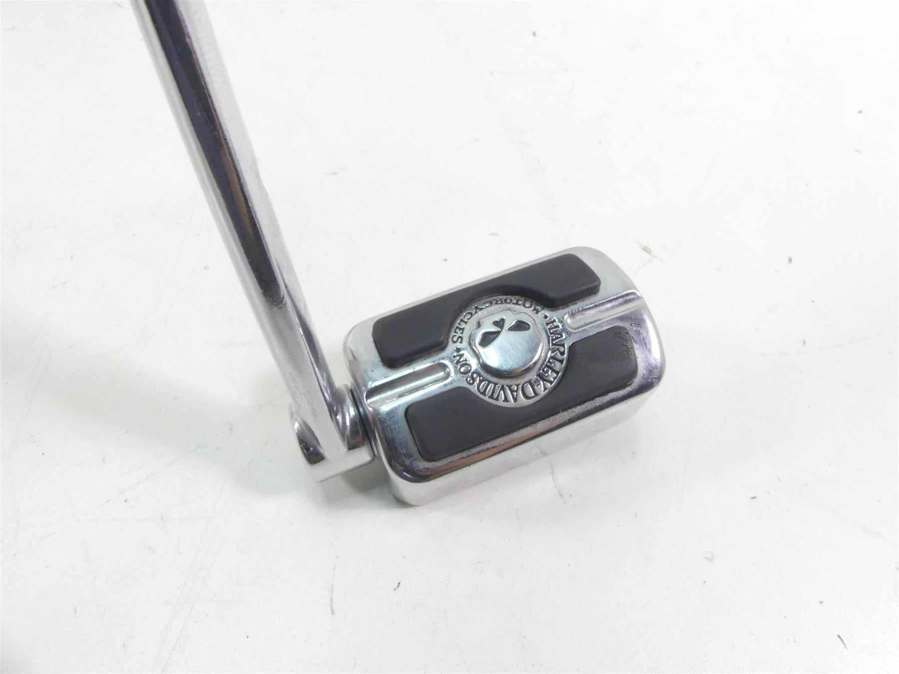 2015 Harley FXDL Dyna Low Rider Left Rider Mid Footpeg & Shifter 50500279 {{ shop.shopifyCountryName }} - Mototech271