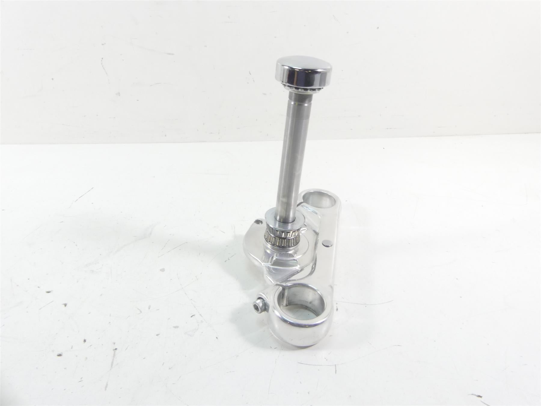 2014 Harley FXDL Dyna Low Rider Lower Triple Tree Steering Clamp 49mm 45539-08 {{ shop.shopifyCountryName }} - Mototech271