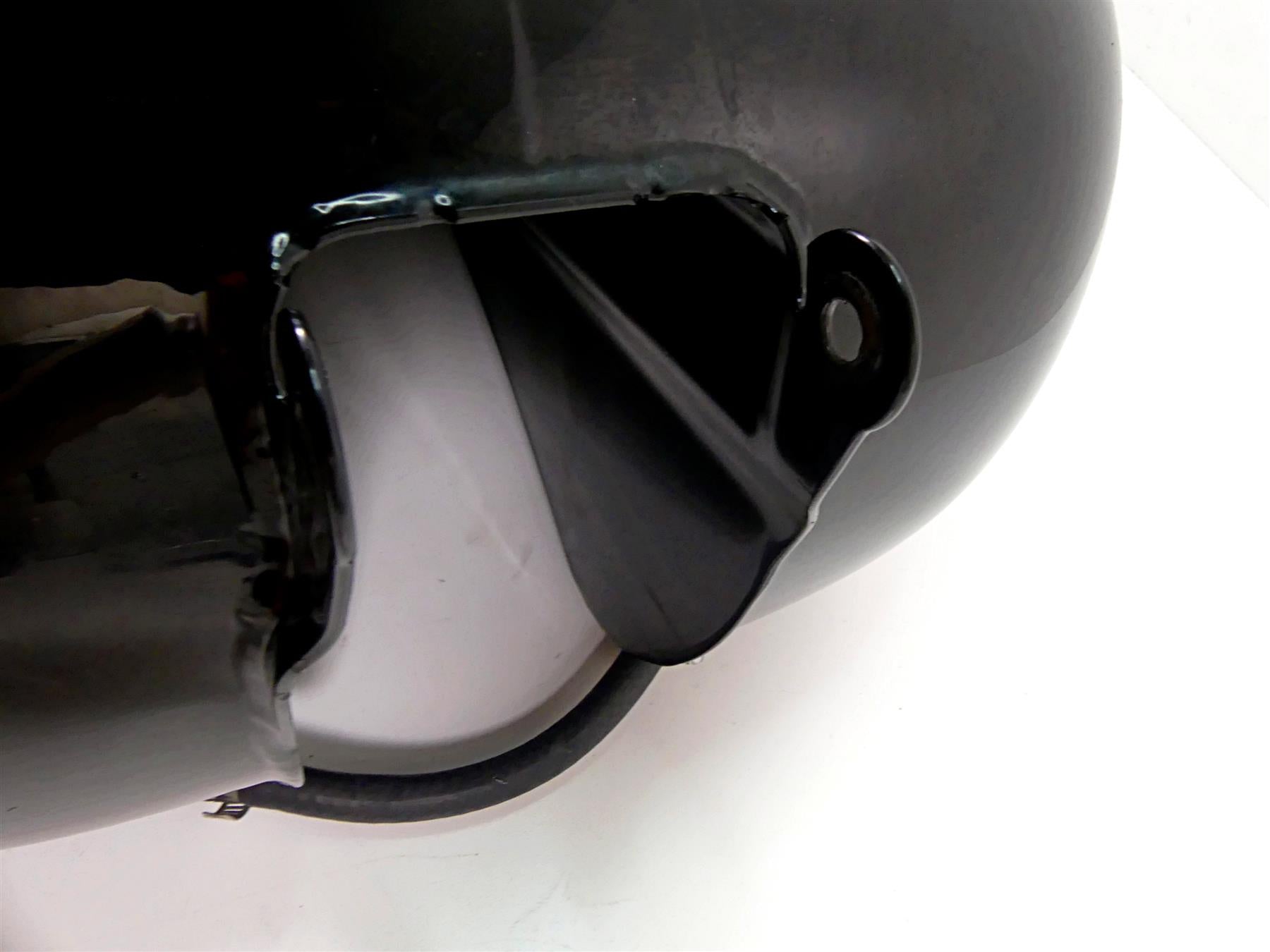 2014 Harley Dyna FXDB Street Bob Fuel Gas Petrol Tank Vivid Black 61593-10 {{ shop.shopifyCountryName }} - Mototech271