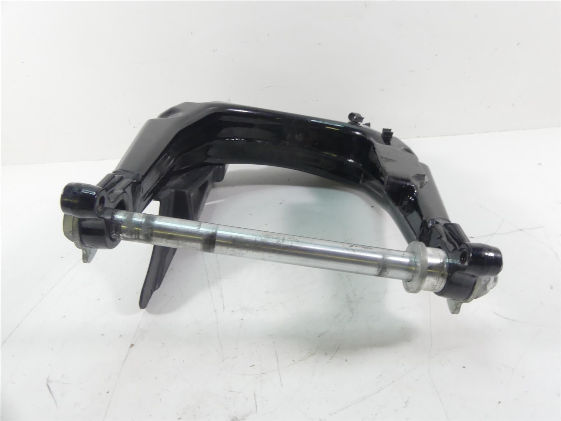2016 Harley Touring FLTRX Road Glide Rear Swingarm Swing Arm + Axle 47549-09A {{ shop.shopifyCountryName }} - Mototech271