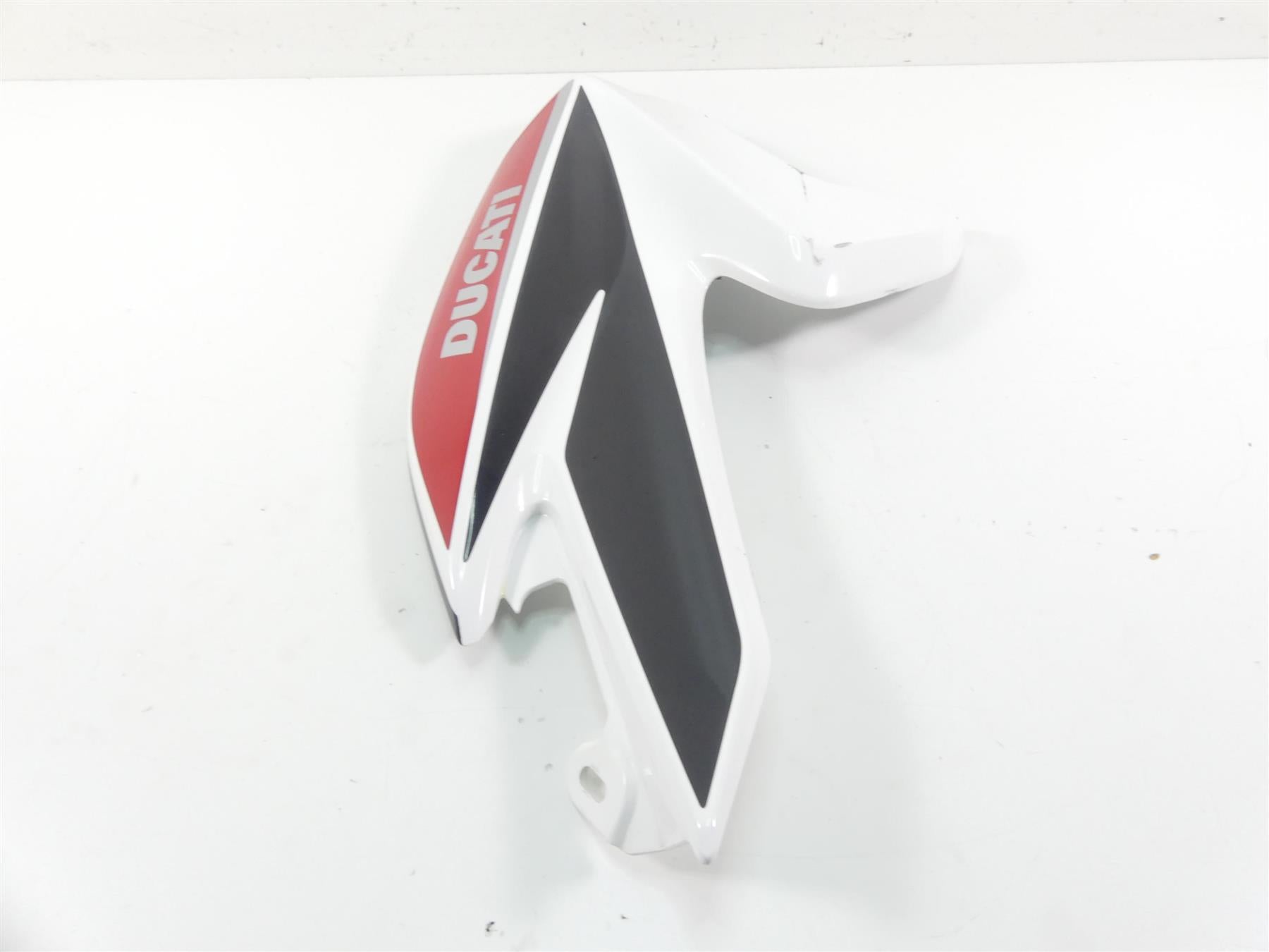 2014 Ducati Hypermotard 821 SP Right Side Tank Cover Fairing Cowl 48015691C {{ shop.shopifyCountryName }} - Mototech271