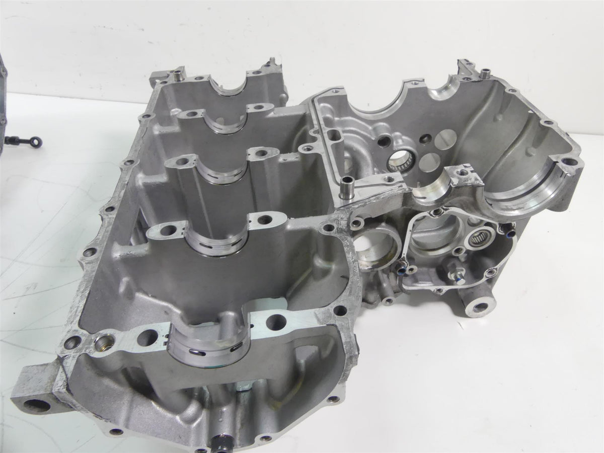 2020 Suzuki GSX1300 R Hayabusa Engine Motor Crank Case X704 Set 11302-24820 {{ shop.shopifyCountryName }} - Mototech271