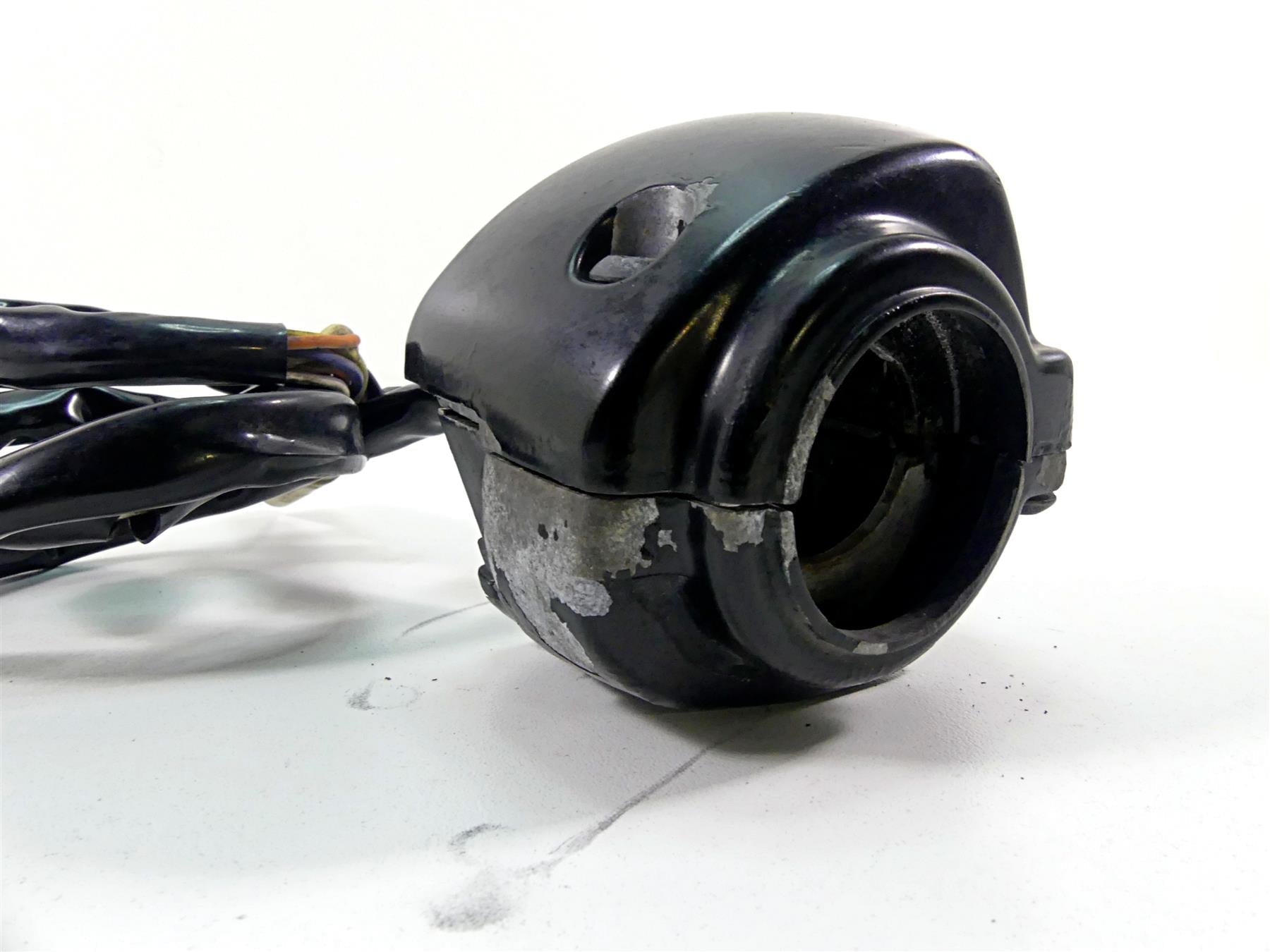 2014 Harley VRSCF Muscle V-Rod Left Hand Control Switch 71682-06A 71685-06A {{ shop.shopifyCountryName }} - Mototech271