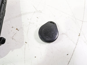 2016 Harley Touring FLTRX Road Glide Bcm Module Antenna Fob Key 69994-12B | Mototech271