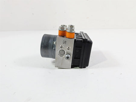 2018 Aprilia RSV4 RR Abs Brake Pump Unit Module 2D000265 2D000264 {{ shop.shopifyCountryName }} - Mototech271