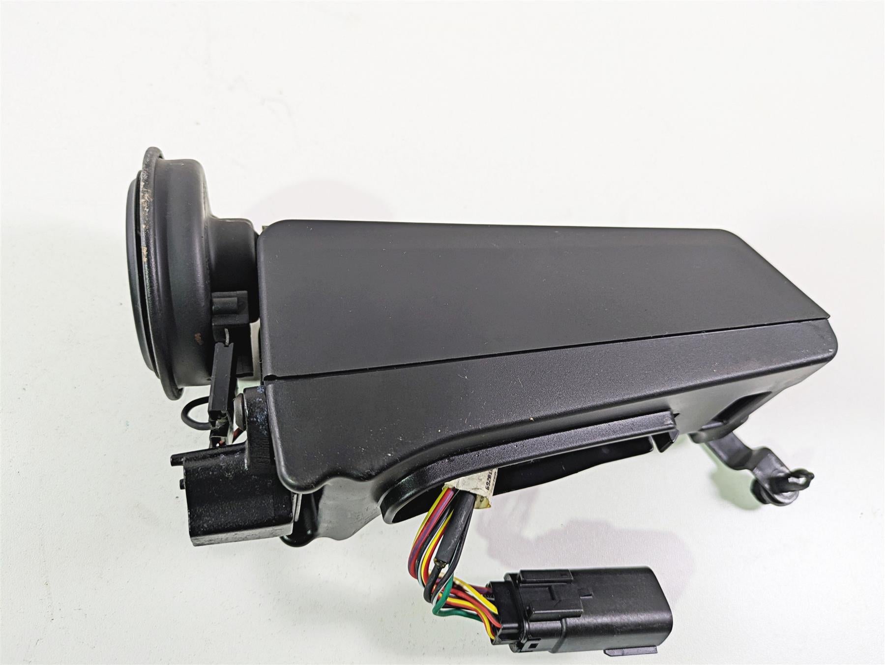 2018 Harley FLHCS Softail Heritage 115th Horn + Box & Wiring 69201654 {{ shop.shopifyCountryName }} - Mototech271