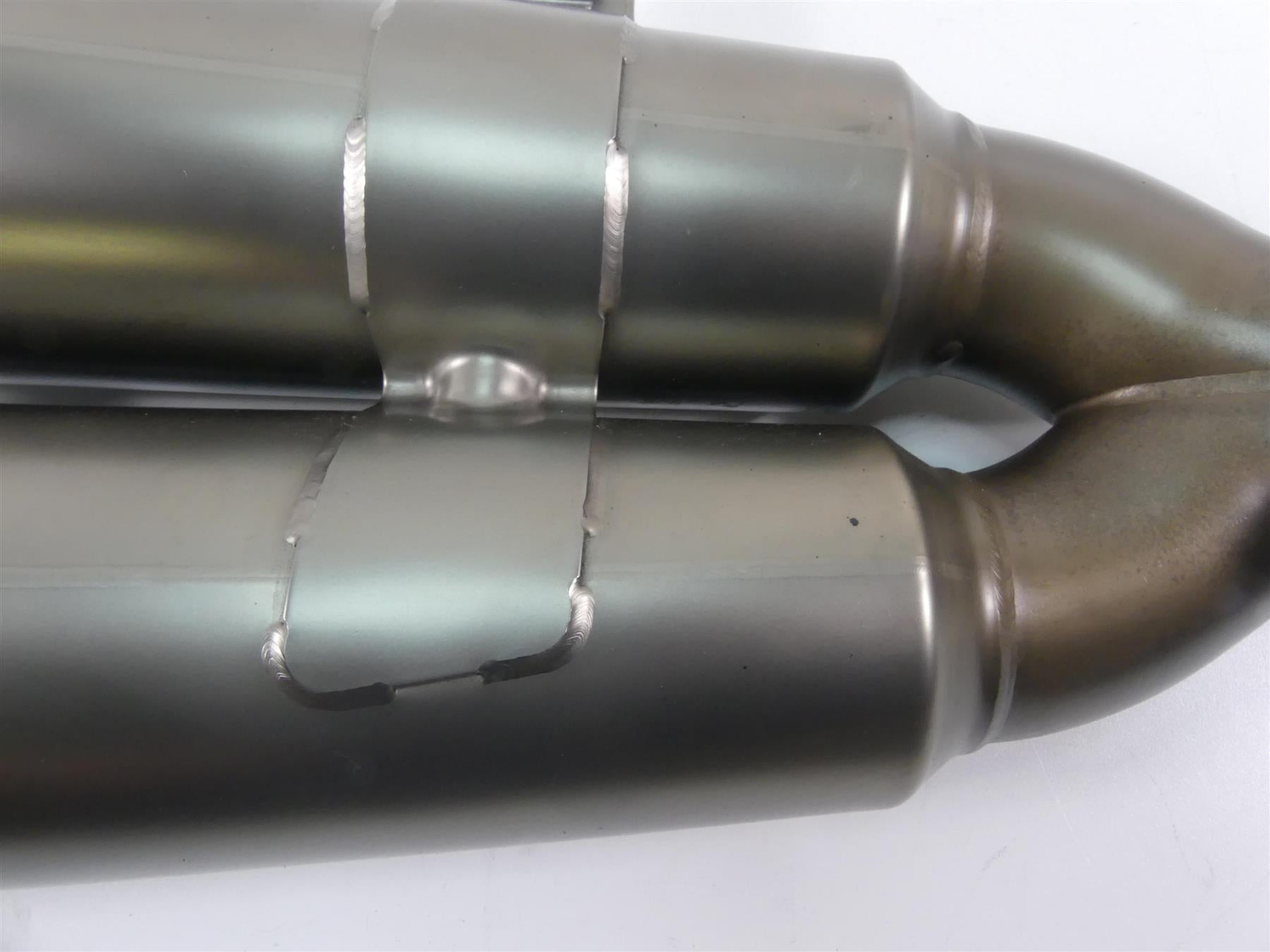 2016 BMW R nineT R9T K21 Oem Akrapovic Exhaust Pipe Muffler Silencer 18518544817 {{ shop.shopifyCountryName }} - Mototech271