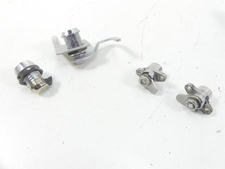 1999 Harley Touring FLHTCUI Electra Glide Ignition Switch Key Lock Set 71526-93B {{ shop.shopifyCountryName }} - Mototech271