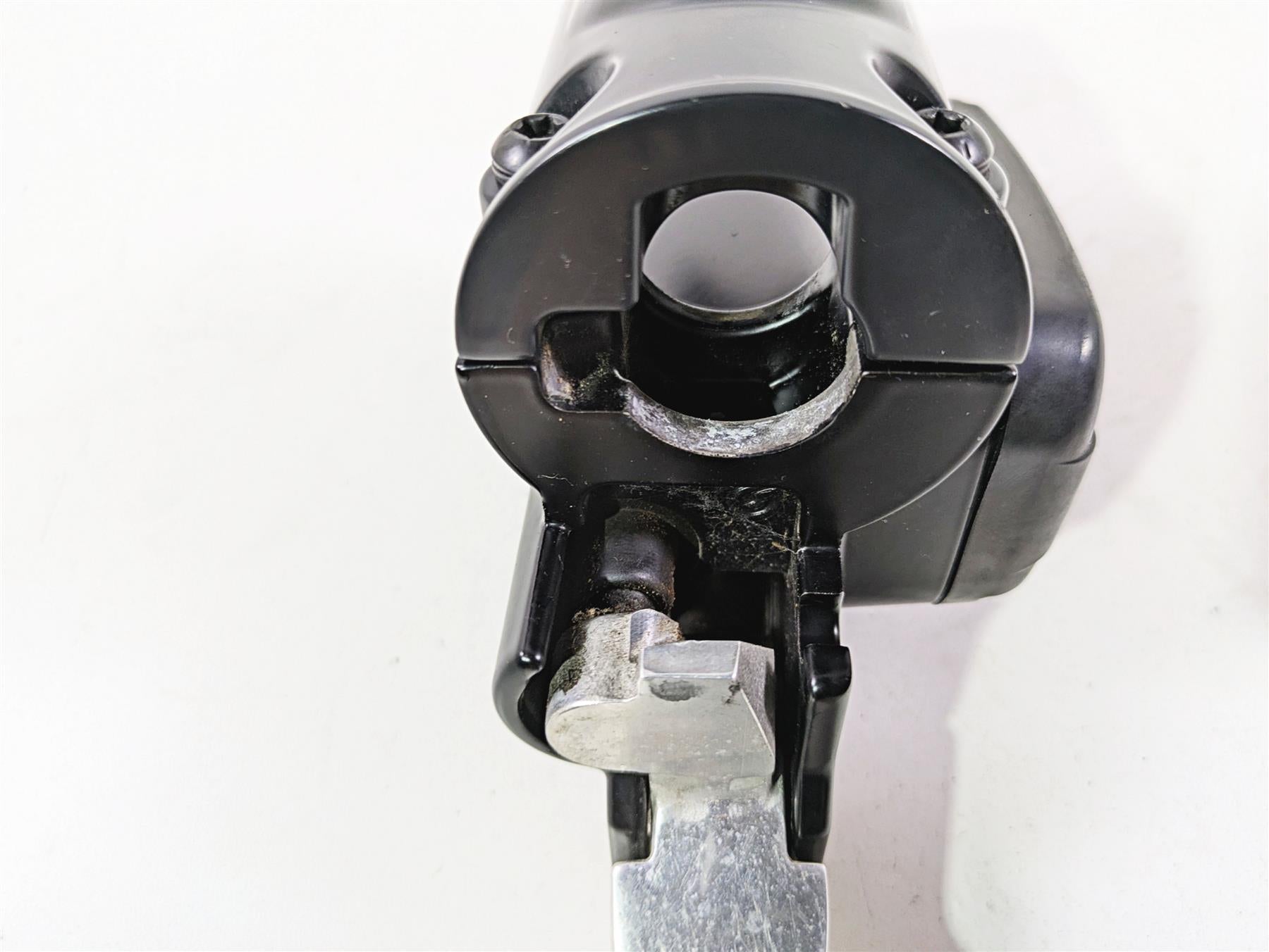2021 Harley Touring FLTRX Road Glide Front Brake Master Cylinder 42855-06D {{ shop.shopifyCountryName }} - Mototech271