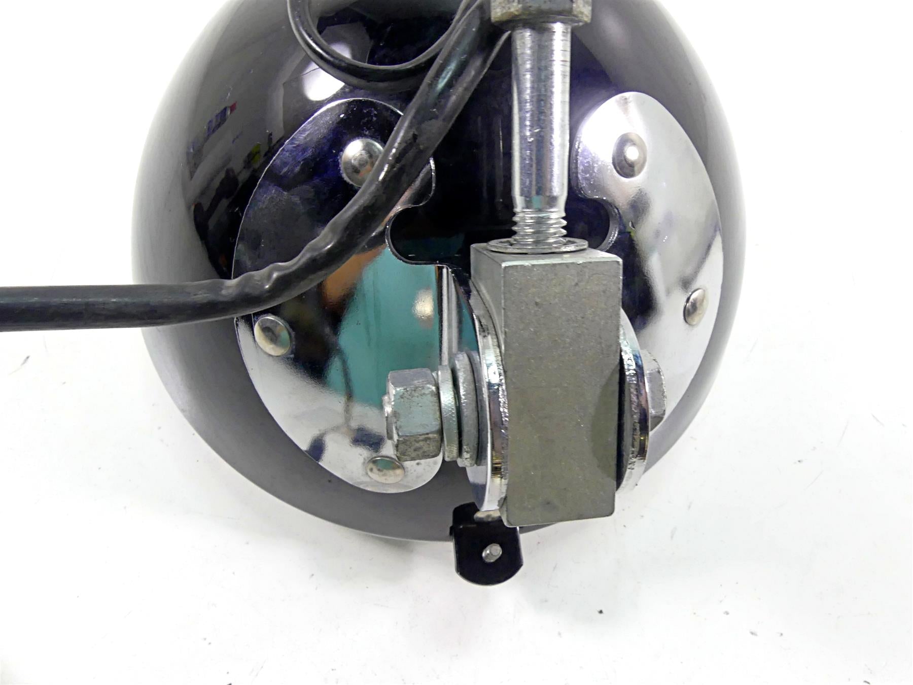 2016 Harley Softail FLS Slim Led Cyron Headlight Bracket Bucket Set 73295-10 {{ shop.shopifyCountryName }} - Mototech271
