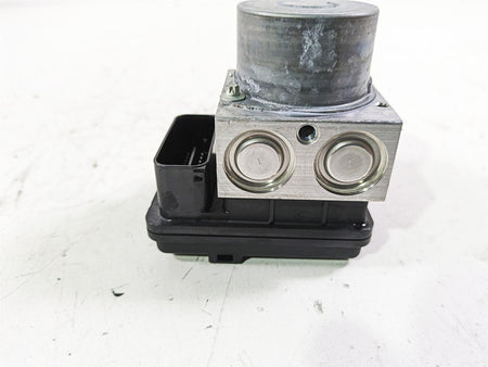 2019 Harley FLHCS Softail Heritage Abs Brake Pump Module Unit 41100044C {{ shop.shopifyCountryName }} - Mototech271