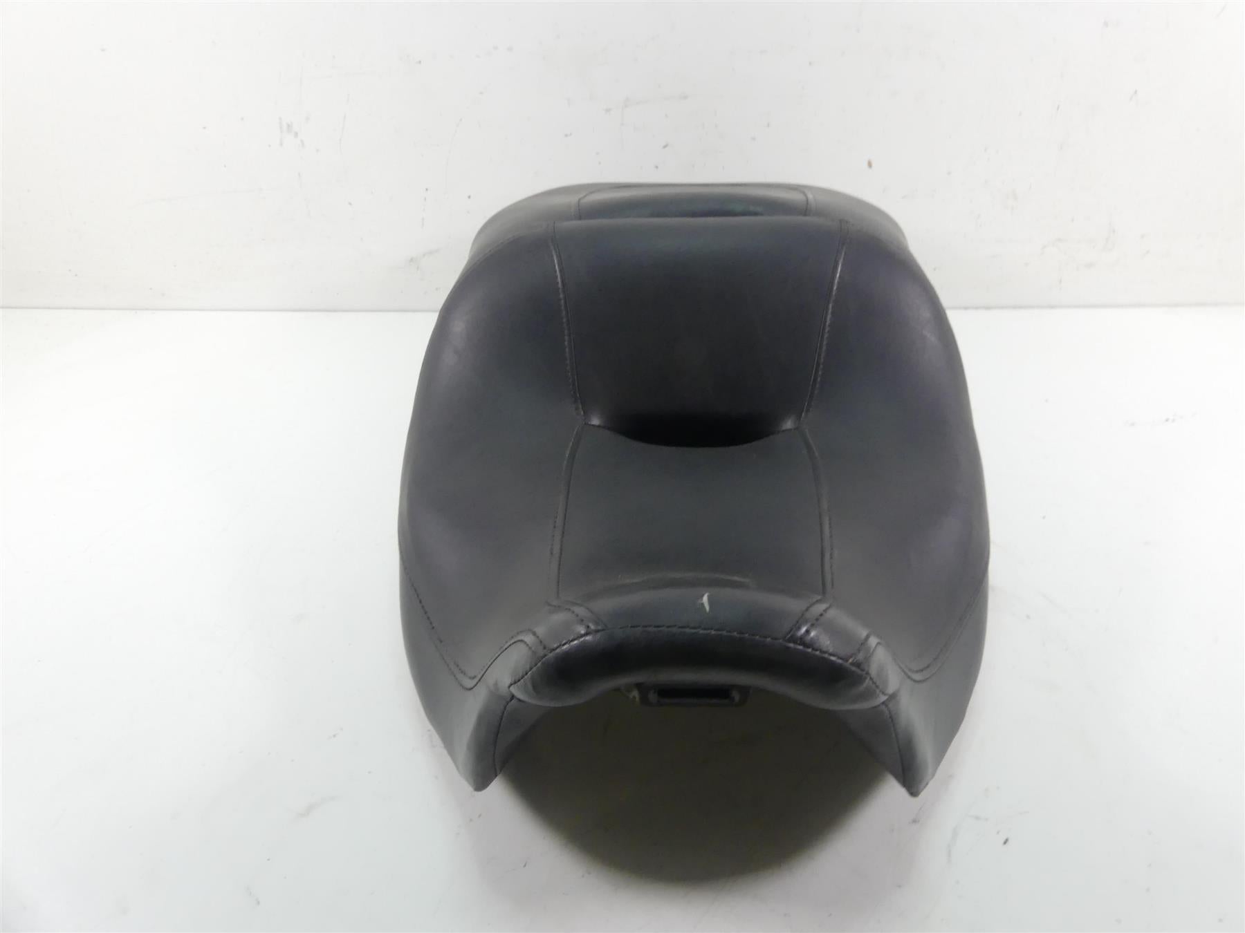 2011 Harley Touring FLTRU Road Glide Dual Driver Low Seat Saddle - Read 52164-10 {{ shop.shopifyCountryName }} - Mototech271