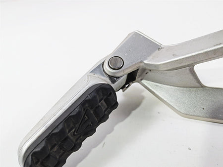 2022 Triumph Tiger 900 GT Pro Left Rear Passenger Foot Peg T2082284 {{ shop.shopifyCountryName }} - Mototech271
