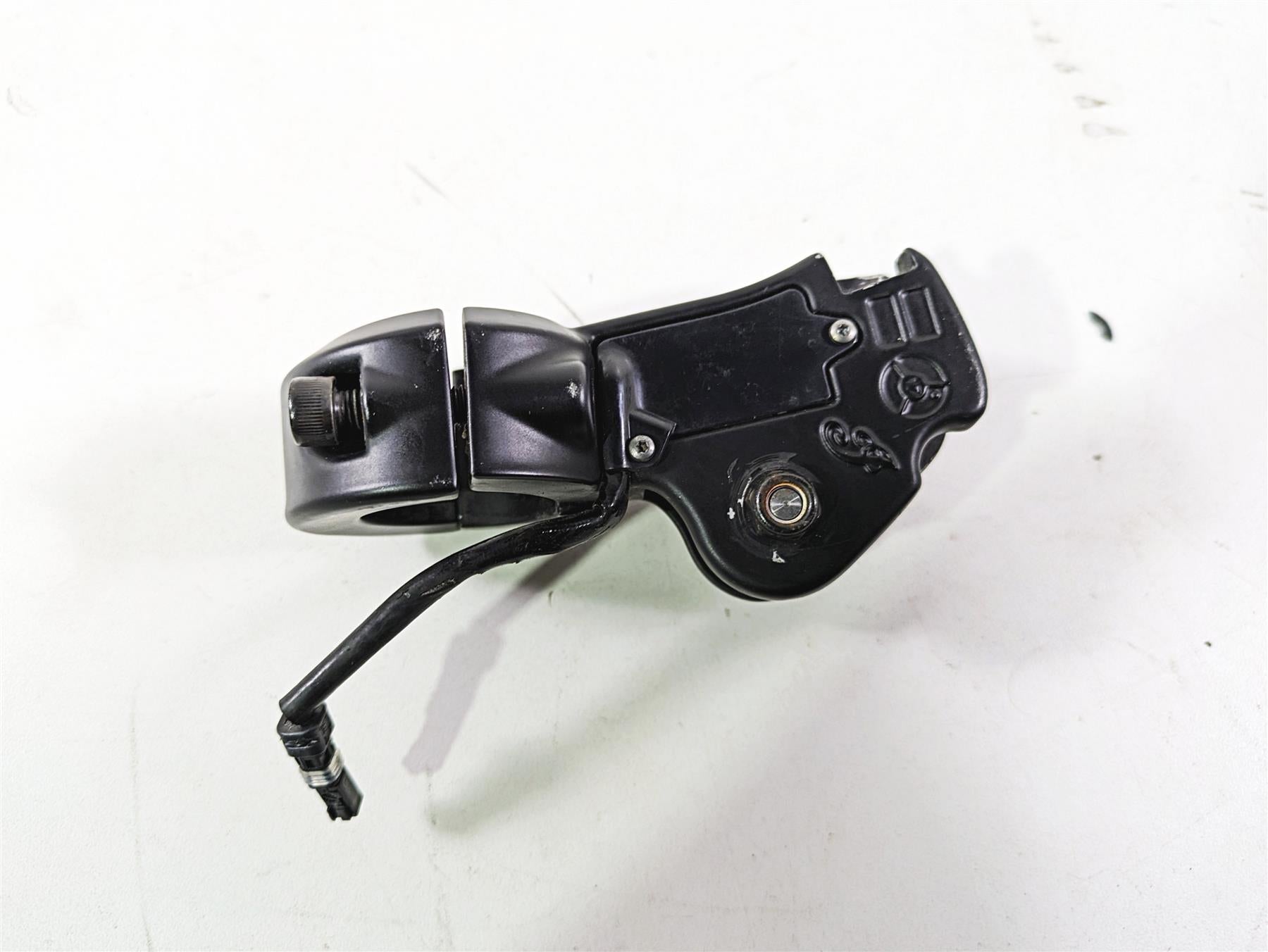2018 Indian Chieftain Dark Horse Clutch Perch & Safety Switch 1323459 1327351 {{ shop.shopifyCountryName }} - Mototech271