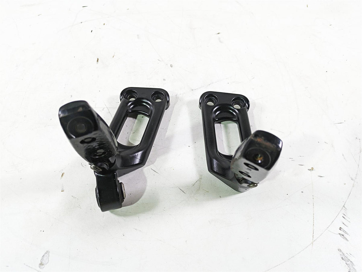 2013 Harley VRSCDX Night Rod Sp Rear Passenger Footpeg Set L 51723-07 R 51722-07 {{ shop.shopifyCountryName }} - Mototech271