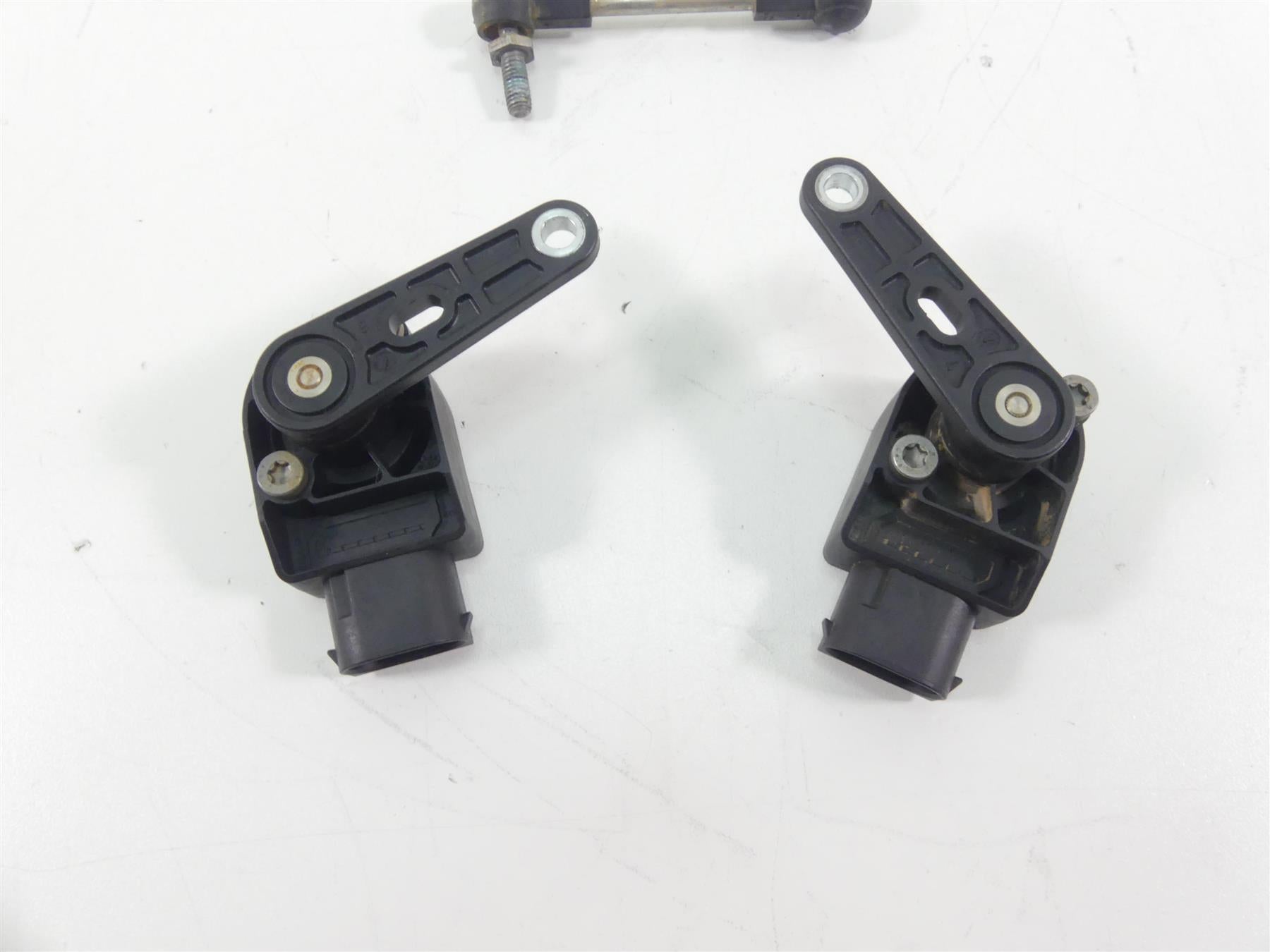 2013 BMW R1200GS GSW K50 Leveling Level Sensor Set 37146860843 37146870000 {{ shop.shopifyCountryName }} - Mototech271