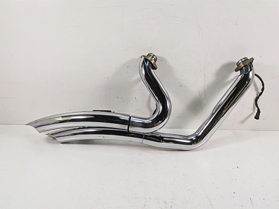 2009 Harley FXCWC Softail Rocker C Vance & Hines Big Radius Exhaust System 26079 {{ shop.shopifyCountryName }} - Mototech271