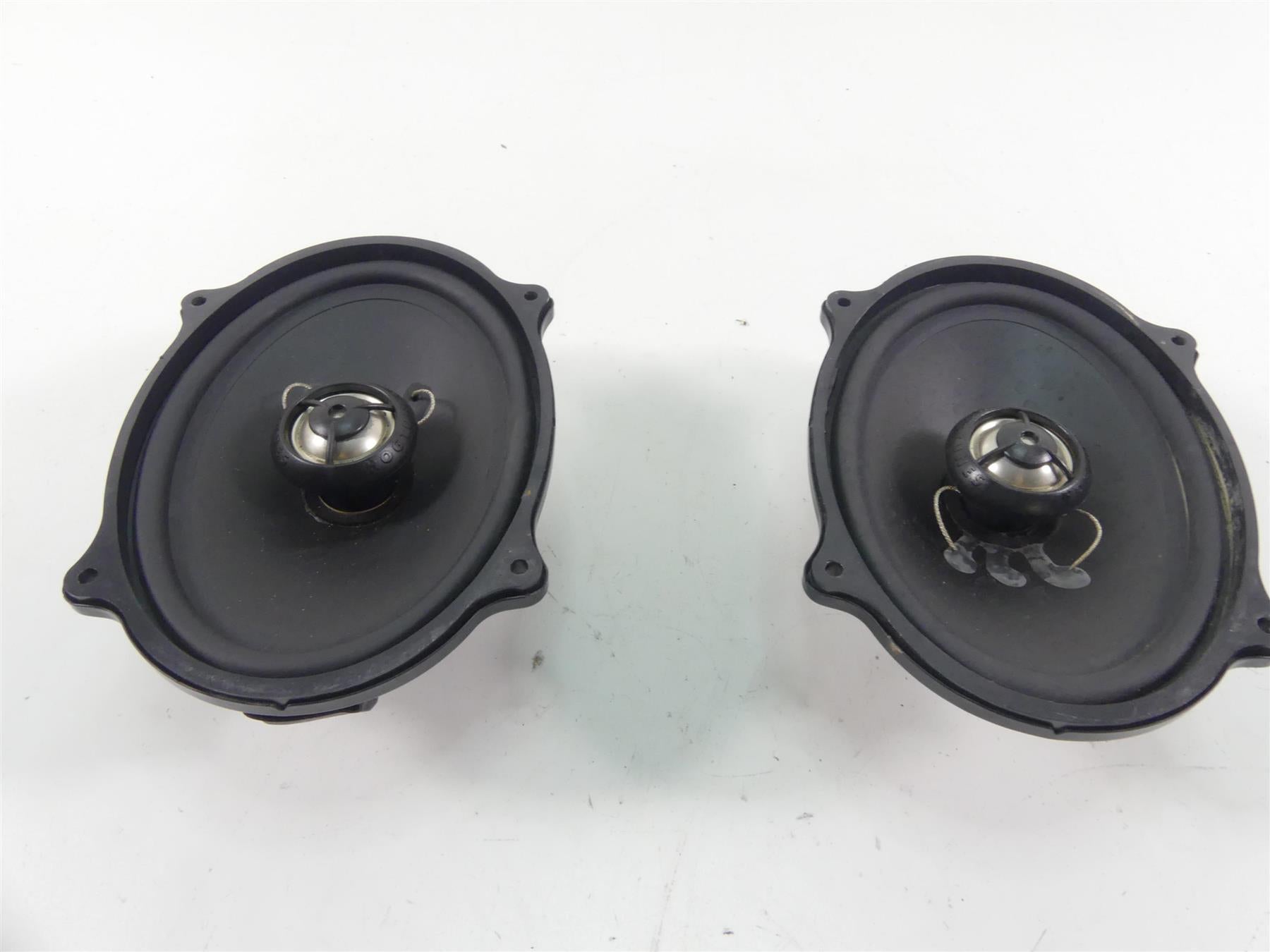 2011 Harley Touring FLTRU Road Glide Front Hogtunes Gen3 5x7 Speaker Set 3572-AA {{ shop.shopifyCountryName }} - Mototech271
