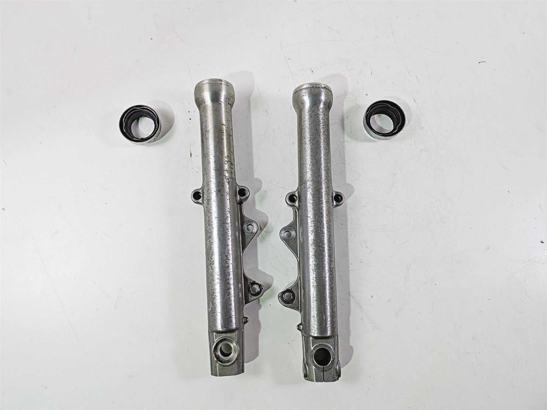 1999 Harley Dyna FXDL Low Rider Dual Caliper Lower Fork Tubes 45949-92 45952-90 {{ shop.shopifyCountryName }} - Mototech271