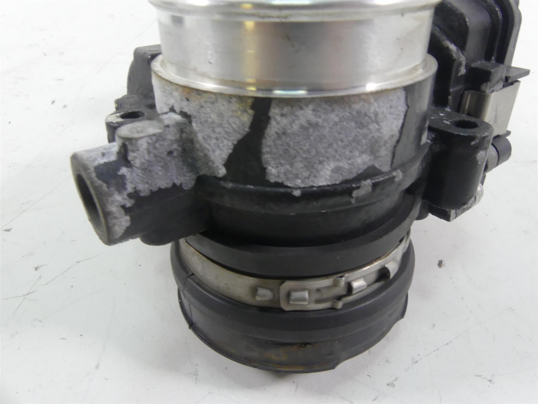 2017 BMW R1200GS GSW K50 Fuel Injection Throttle Body Bodies Set 13548564959 {{ shop.shopifyCountryName }} - Mototech271