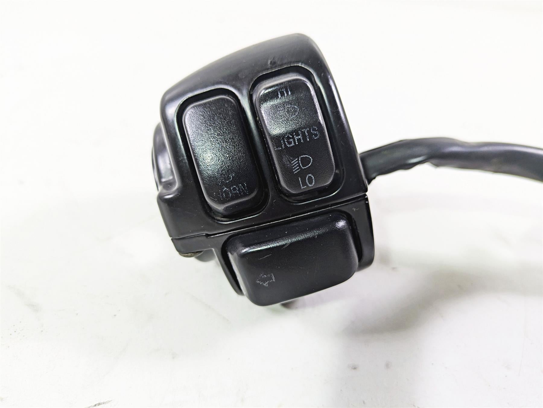 2008 Harley FLSTC 105TH Softail Heritage Left Hand Control Switch Read 71682-06A {{ shop.shopifyCountryName }} - Mototech271