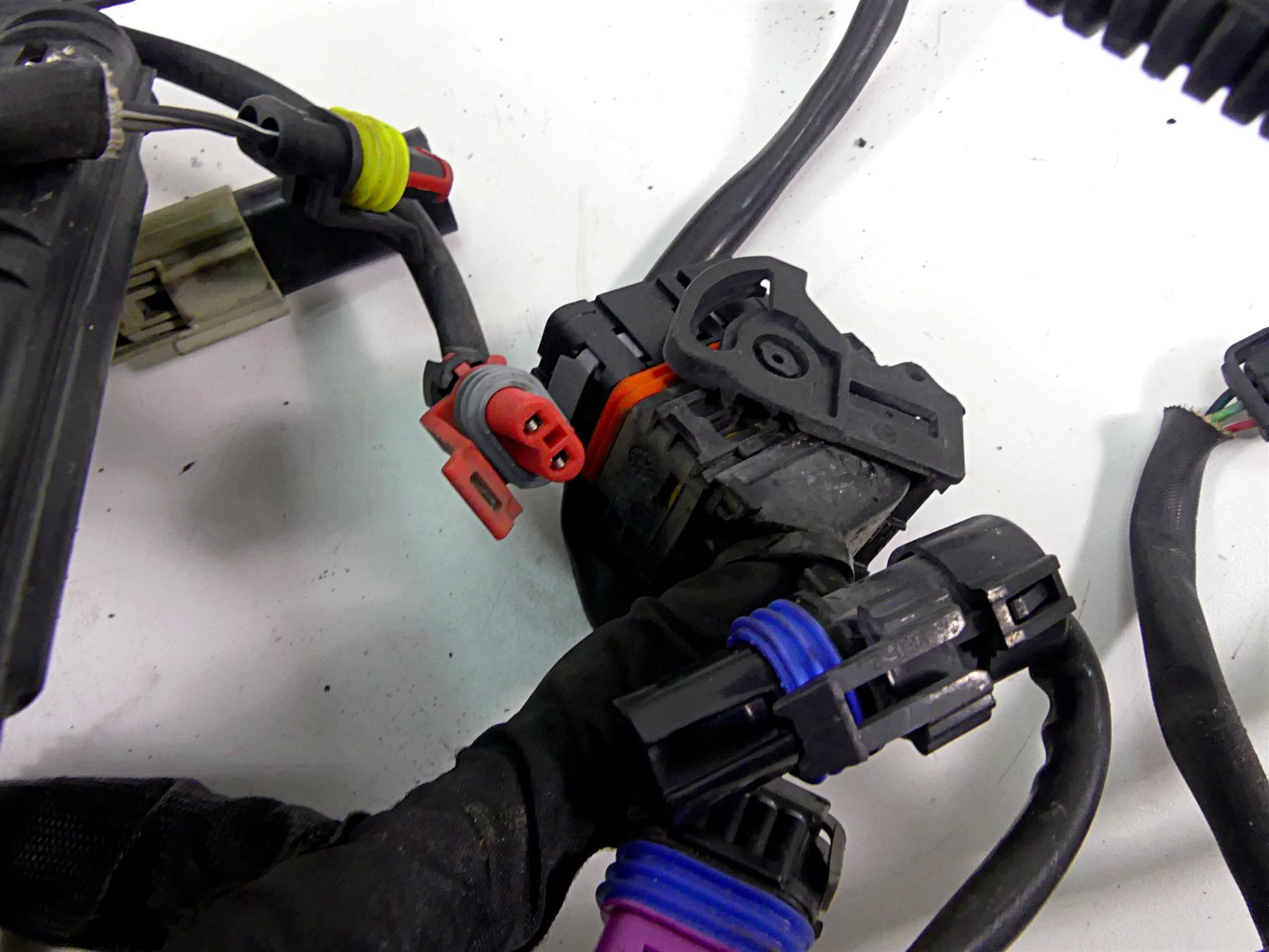 2011 Harley Softail FXS Blackline Main Wiring Harness Loom -Non Abs 71046-11 {{ shop.shopifyCountryName }} - Mototech271