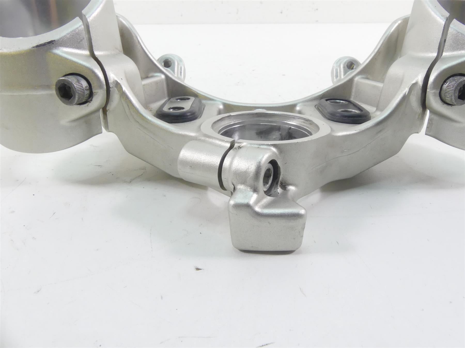 2018 Mv Agusta Brutale 800 RR Upper Triple Tree Steering Clamp 8000C1712 {{ shop.shopifyCountryName }} - Mototech271
