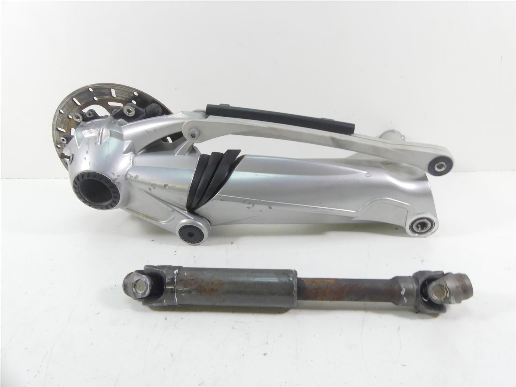 2011 BMW R1200GS K255 Adv Swingarm Differential Drive Shaft Set 33117726889 | Mototech271