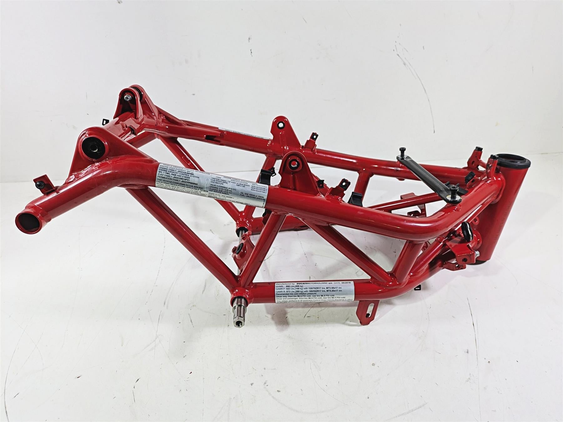 2018 Ducati Hypermotard 939 SP Straight Main Frame Chassis With Clean Oregon Title 47017931AA 47017961AA {{ shop.shopifyCountryName }} - Mototech271