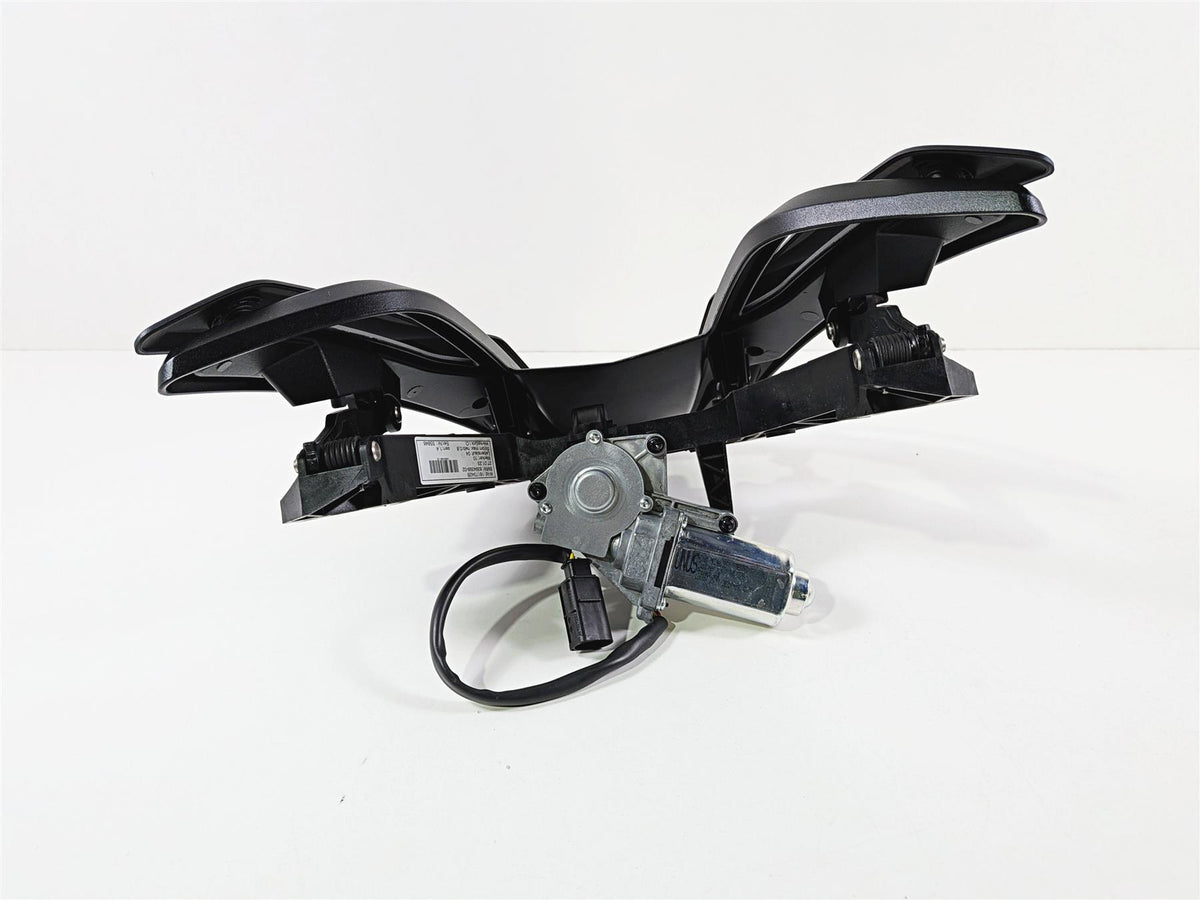 2023 BMW R1250RT RTP K52 Windshield Mount & Adjustment Motor 46638394399 {{ shop.shopifyCountryName }} - Mototech271