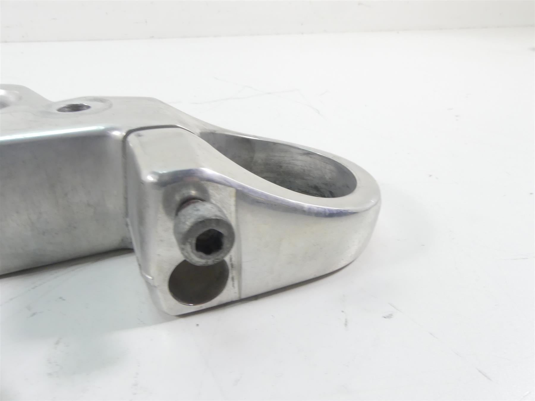 2013 Harley VRSCF Muscle V-Rod Upper Triple Tree Steering Clamp - 55mm 46891-09C {{ shop.shopifyCountryName }} - Mototech271