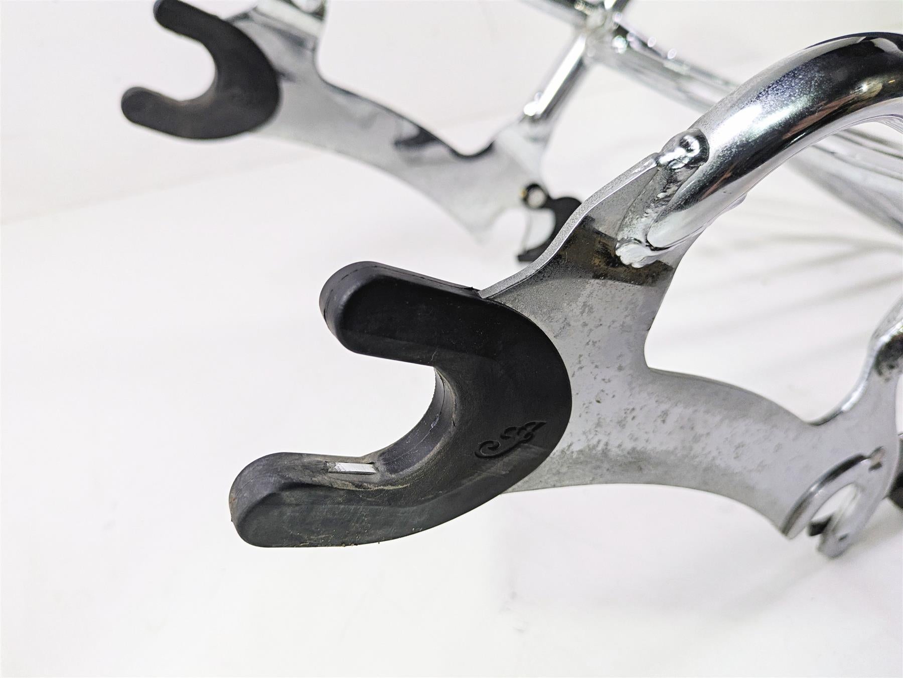 2017 Indian Chieftain Limited Indian Backrest Sissy Bar Luggage Rack 2884186 {{ shop.shopifyCountryName }} - Mototech271