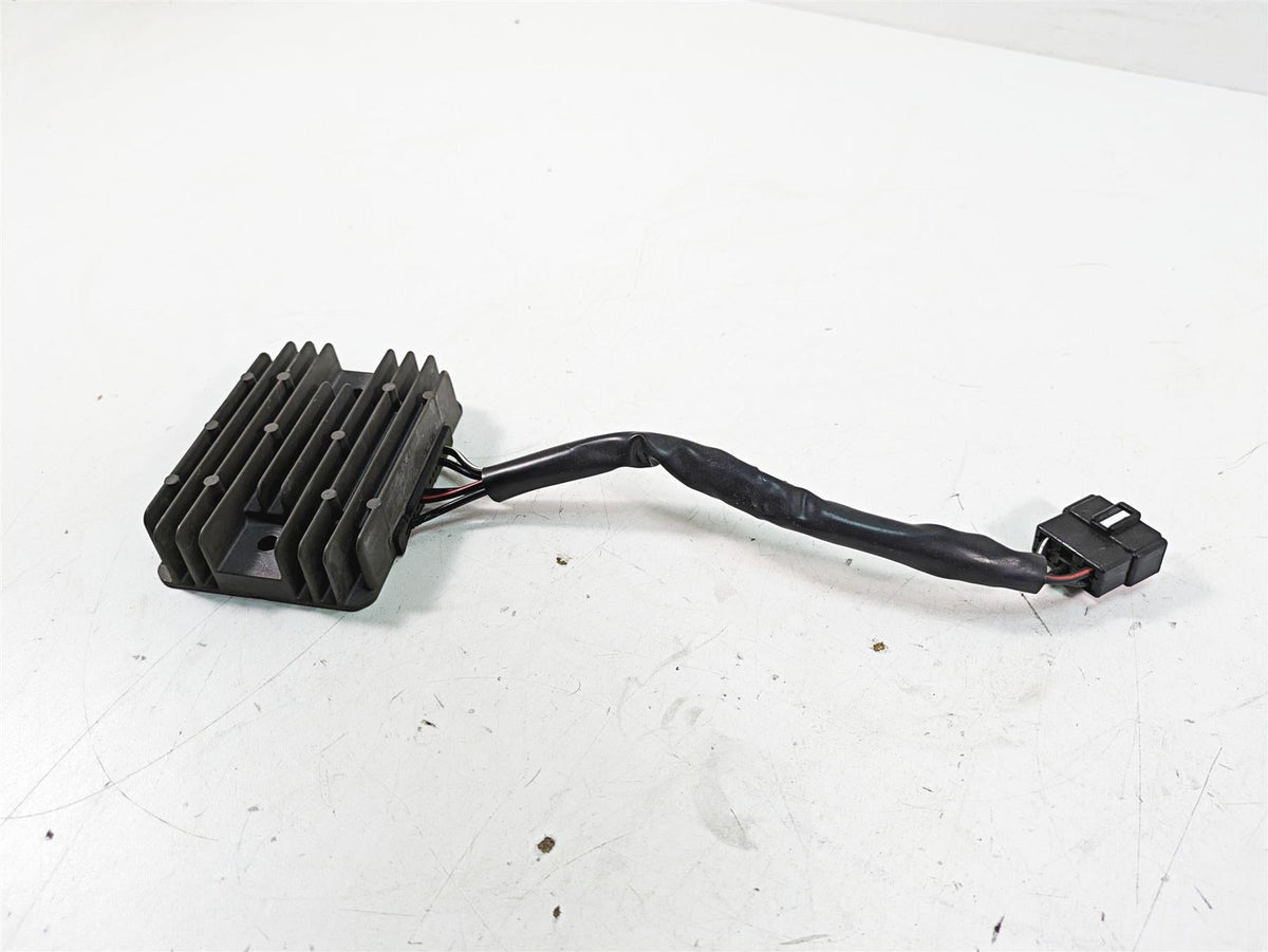 2011 Triumph America Rectifier Voltage Regulator T1300824 {{ shop.shopifyCountryName }} - Mototech271