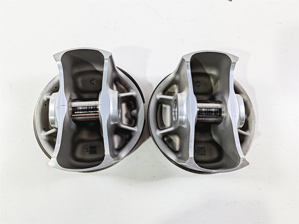 2019 BMW R1250GS K50 Left & Right Piston Set 7K Only 11258565633 {{ shop.shopifyCountryName }} - Mototech271